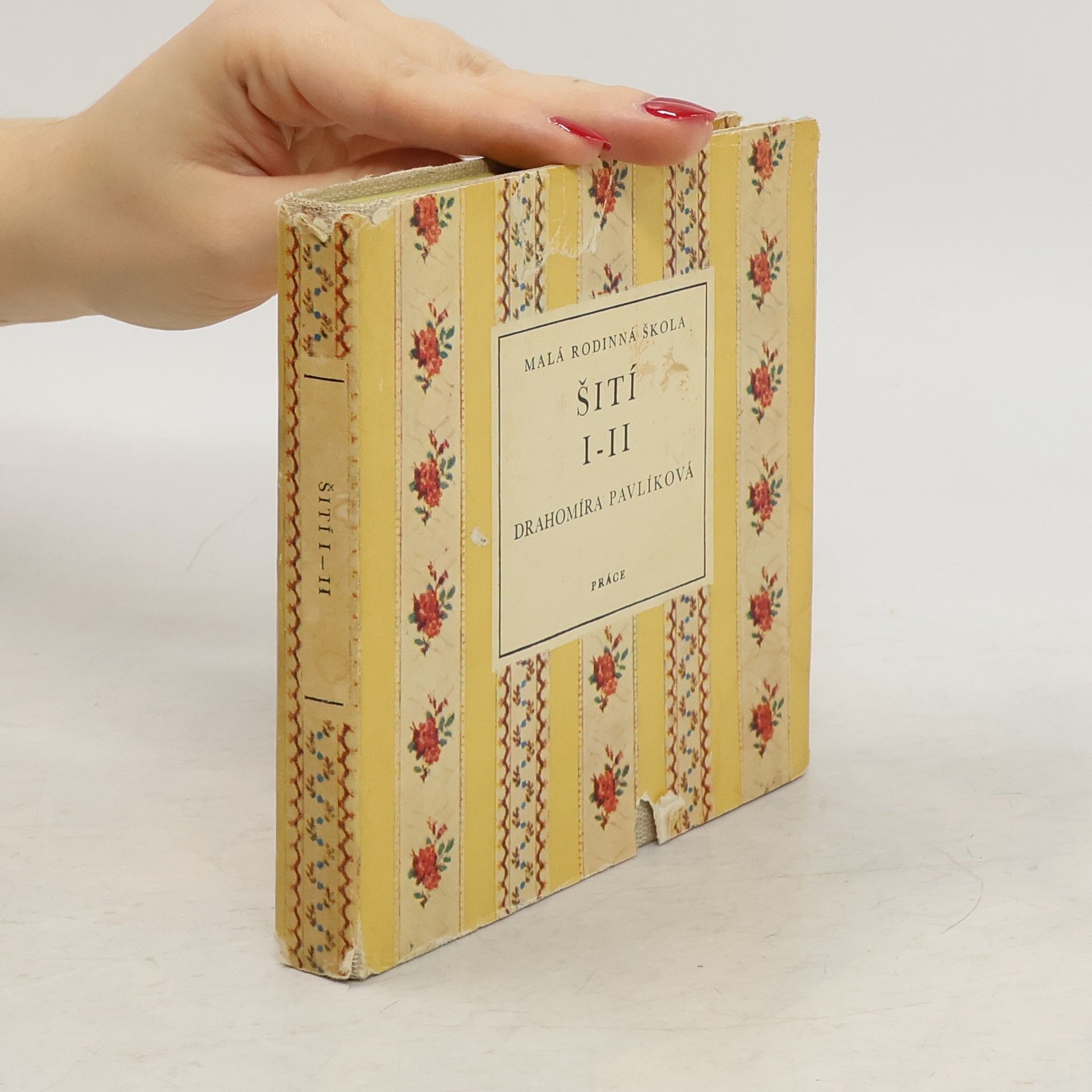 Malá rodinná škola šití I-II