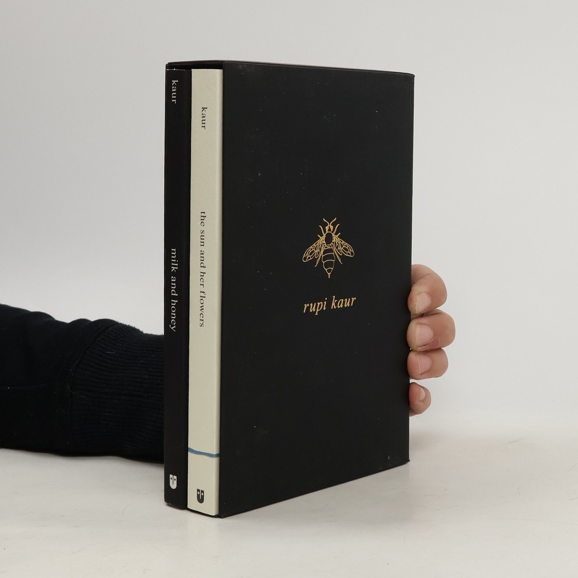 Rupi Kaur Milk and Honey. The Sun and her Flowers