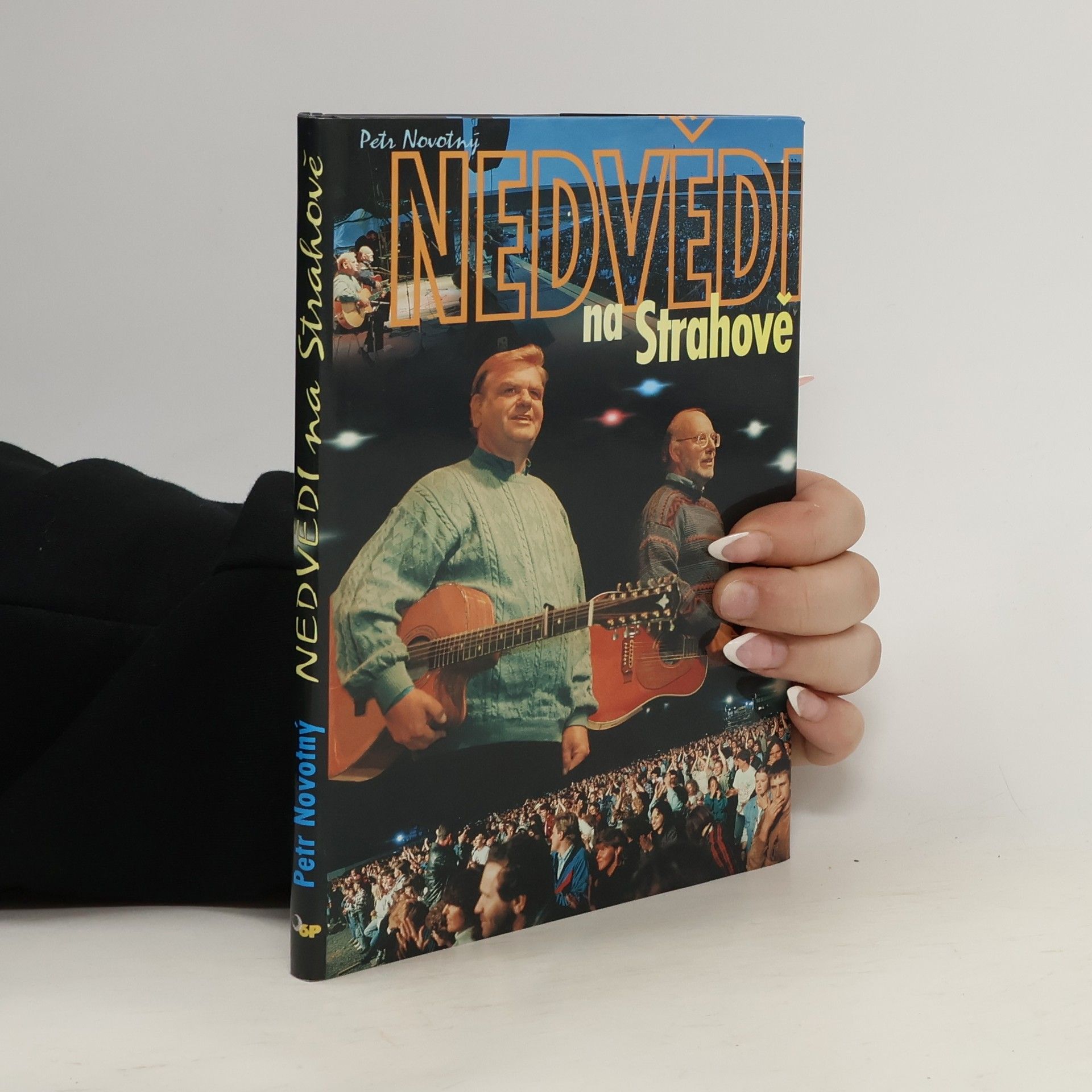 Petr Novotný Nedvědi na Strahově