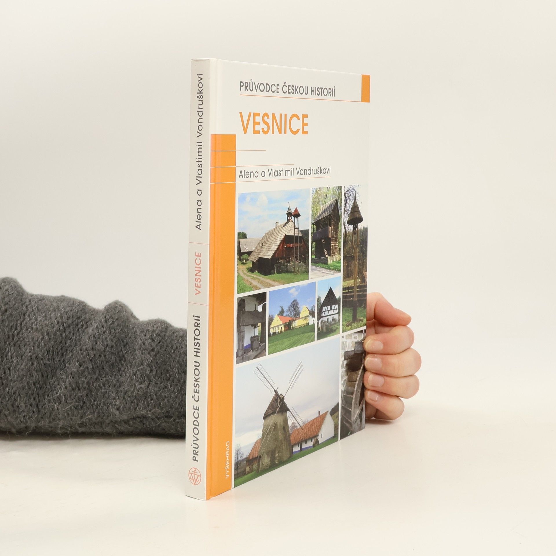 Alena Vondrušková Vesnice