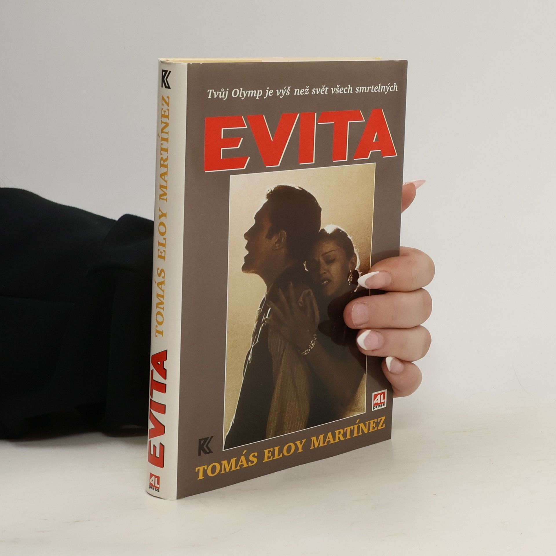 Tomás Eloy Martínez Evita