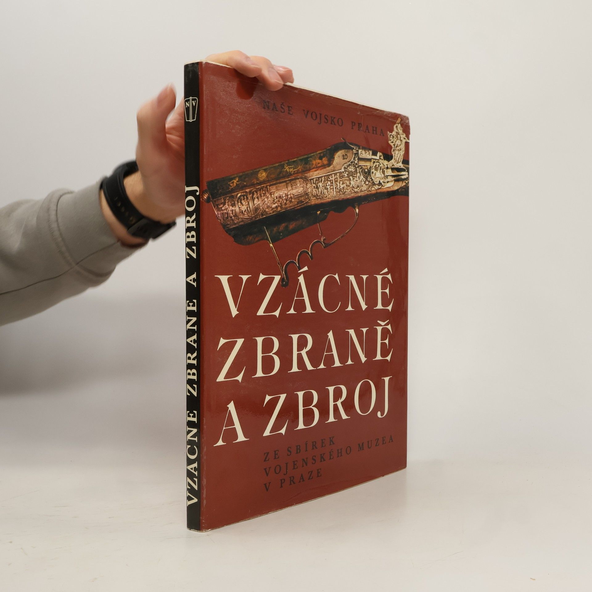 Collectif d'auteurs Vzácné zbraně a zbroj