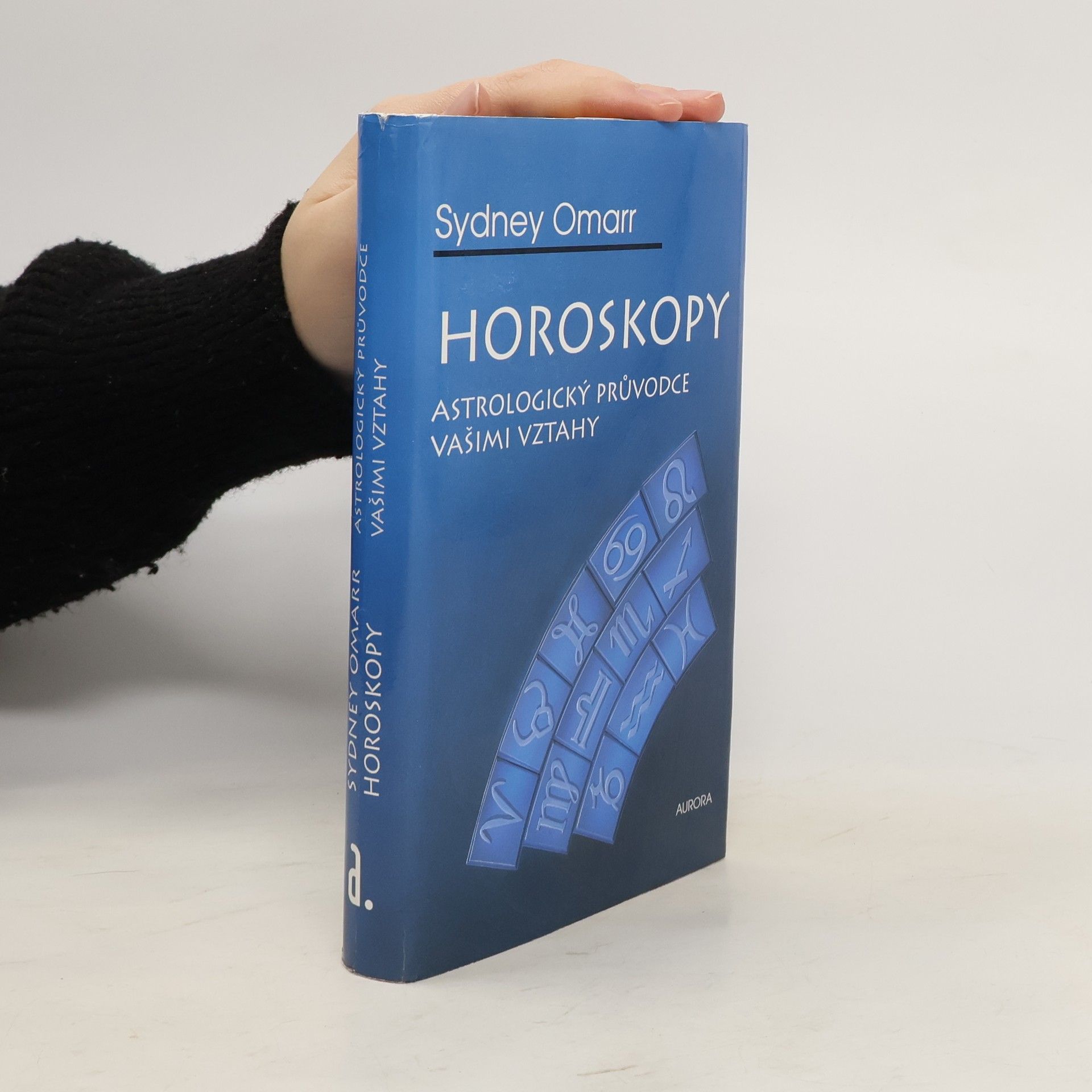 Sydney Omarr Horoskopy: Astrologický průvodce vašimi vztahy