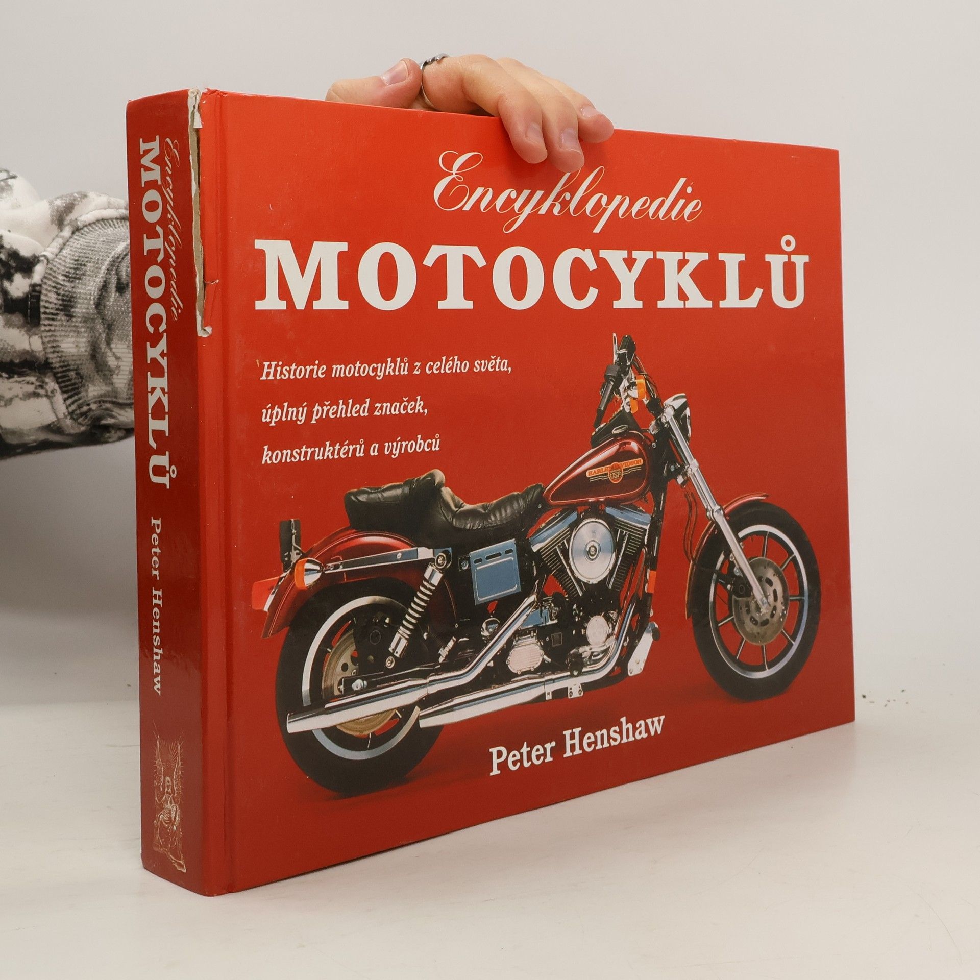Peter Henshaw Encyklopedie motocyklů
