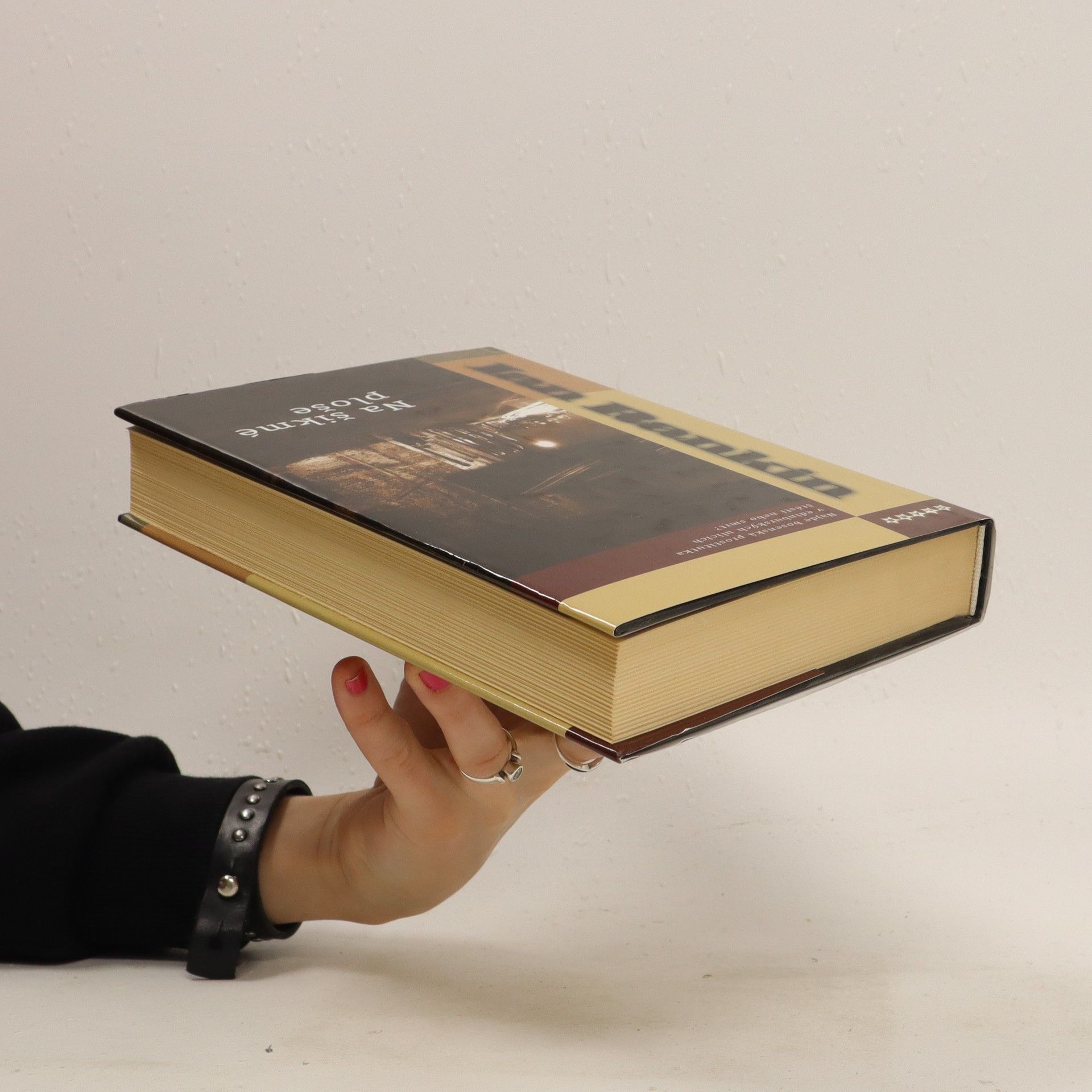 Ian Rankin Na šikmé ploše: Román o inspektoru Rebusovi