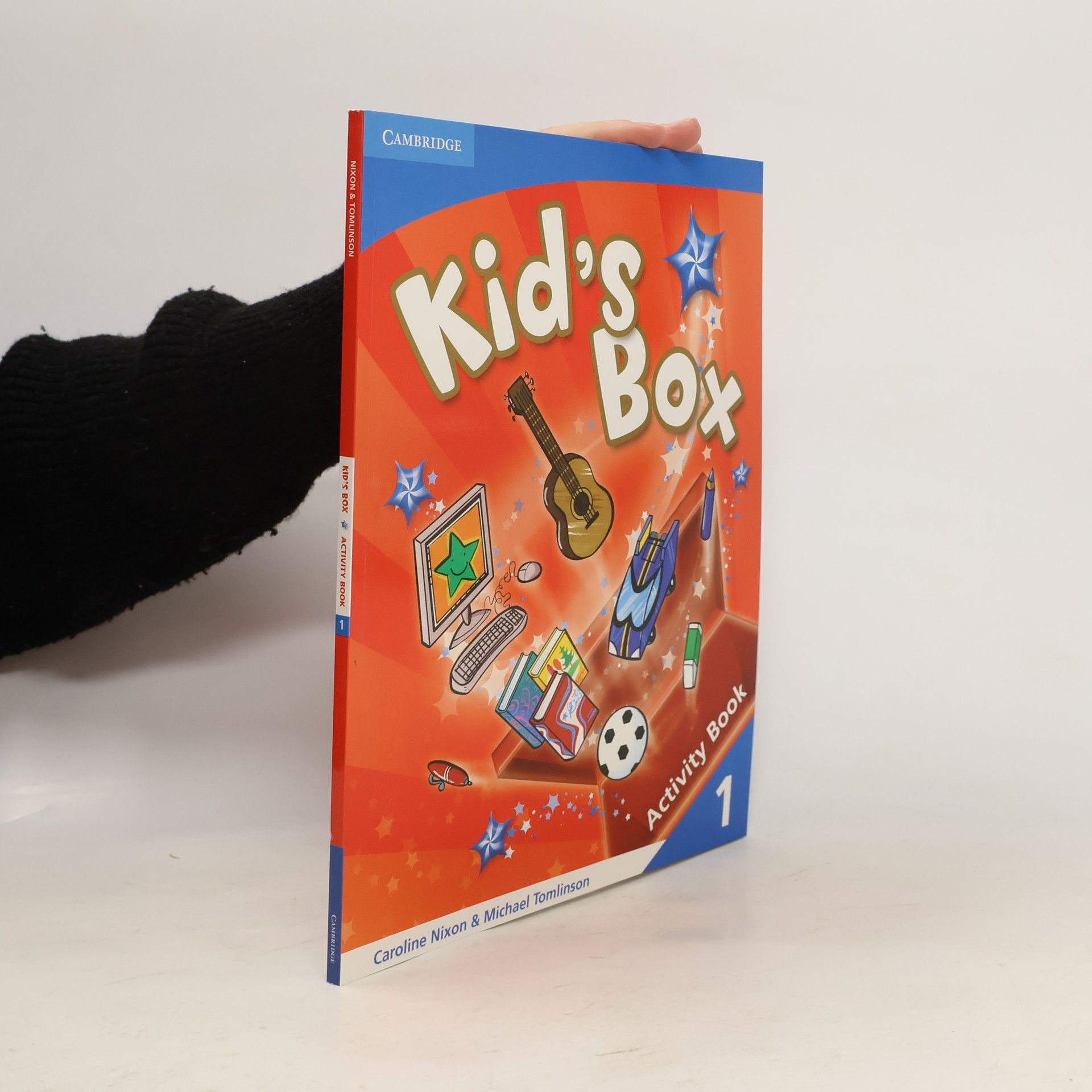 Caroline Nixon Kid's box. Activity book 1
