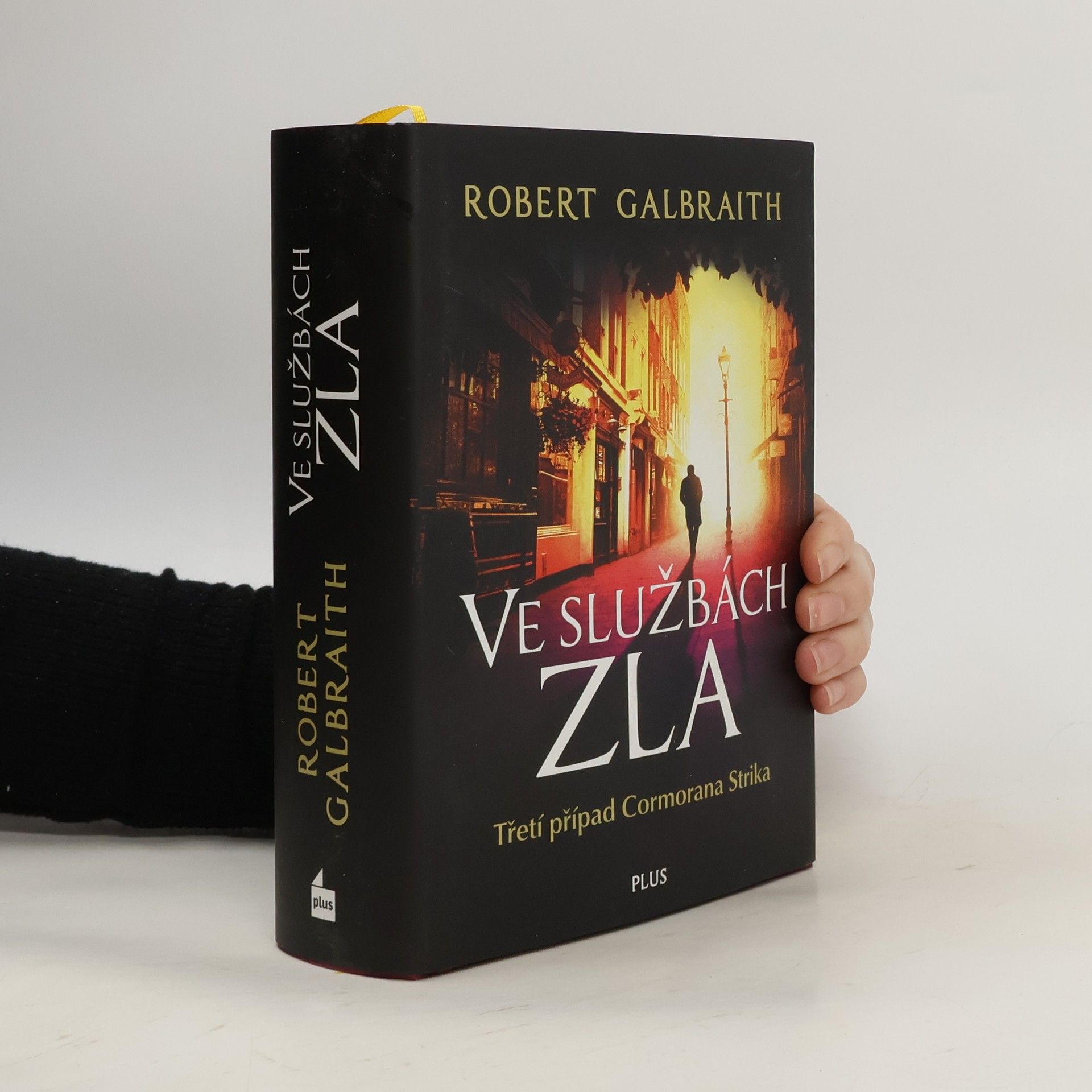 Robert Galbraith Ve službách zla
