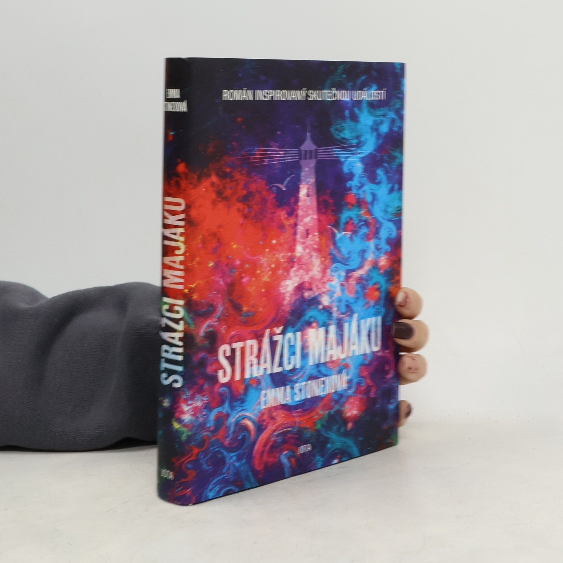 Emma Stonex Strážci majáku