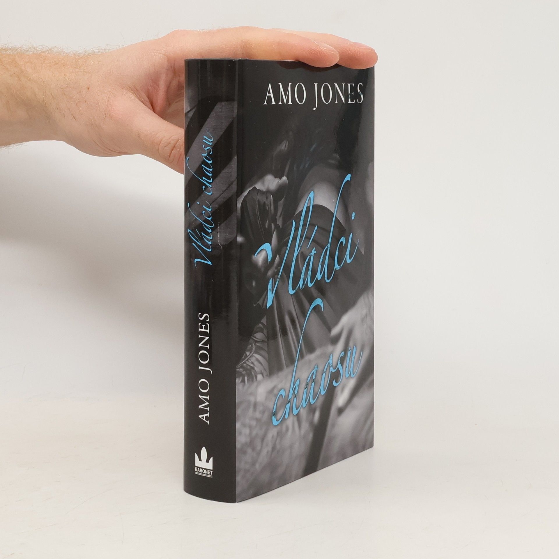 Renata Heitelová Vládci chaosu