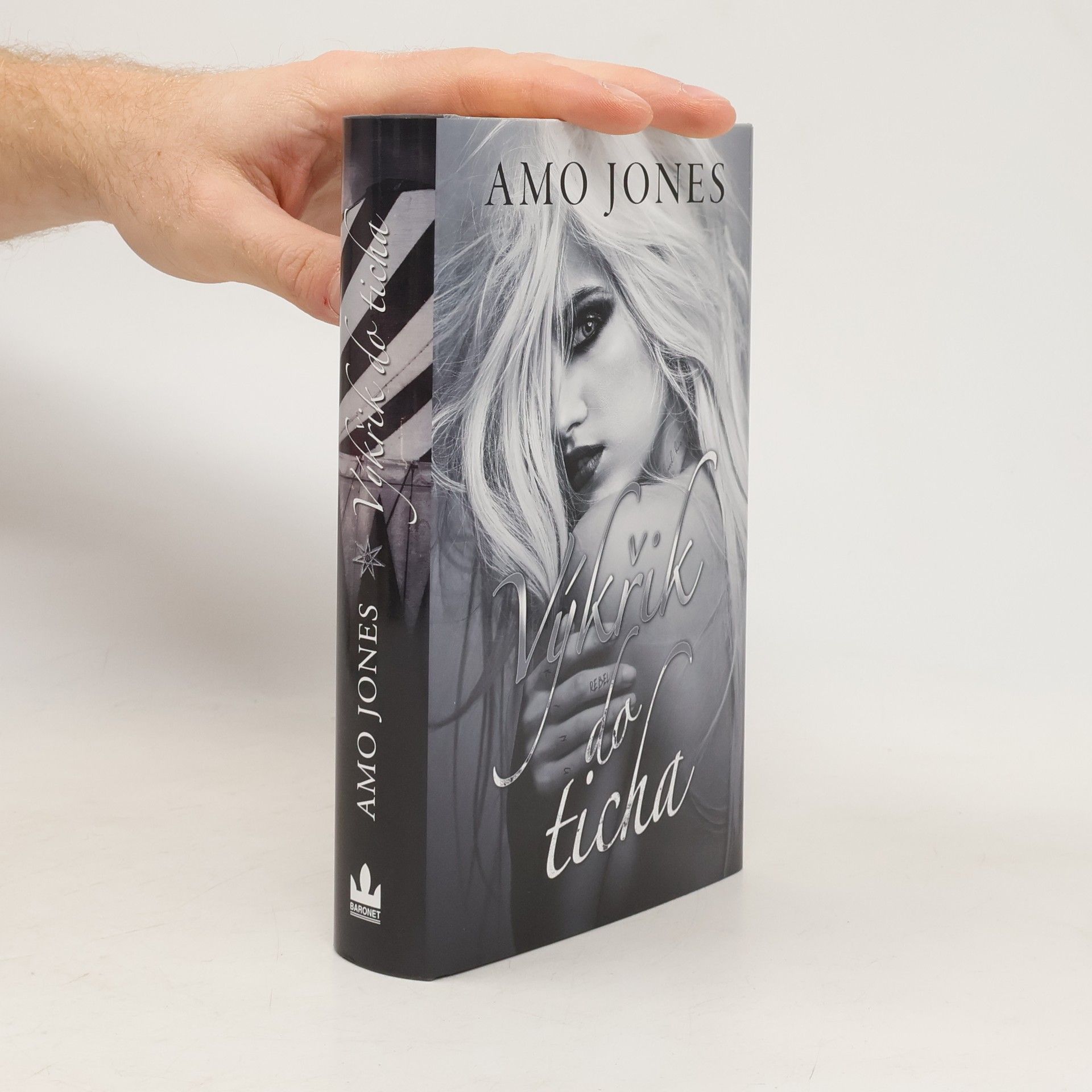 Amo Jones Výkřik do ticha