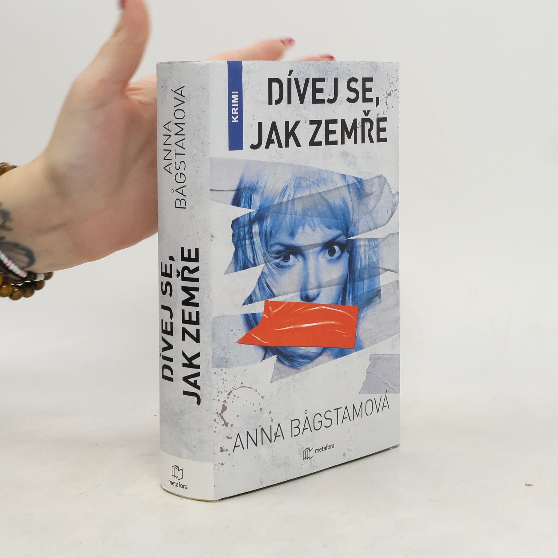 Dívej se, jak zemře