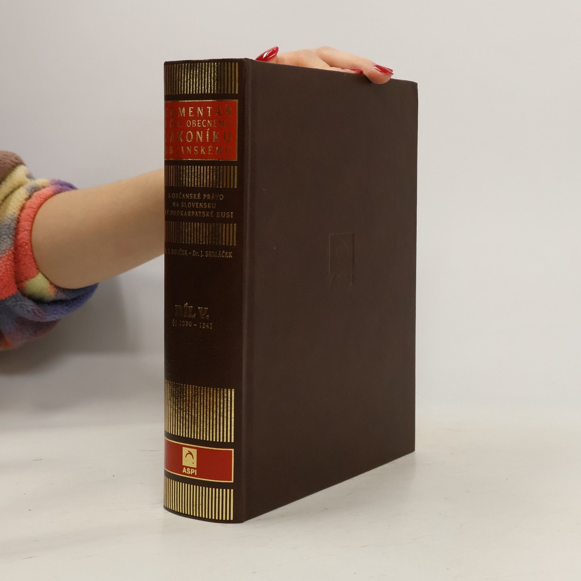 Komentář k československému obecnému zákoníku občanskému a občanské právo platné na Slovensku a v Podkarpatské Rusi. Díl V.
