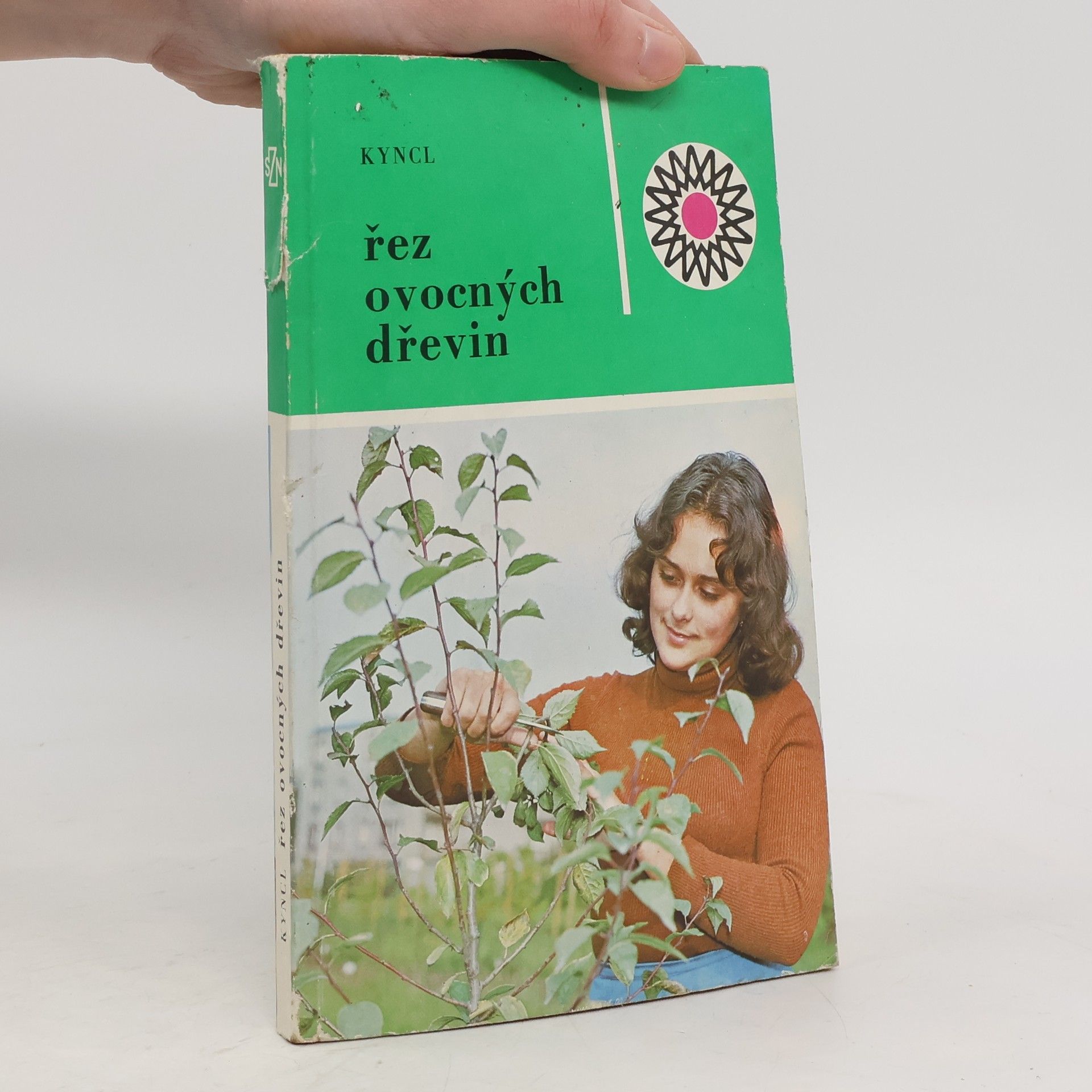 František Kyncl Řez ovocných dřevin