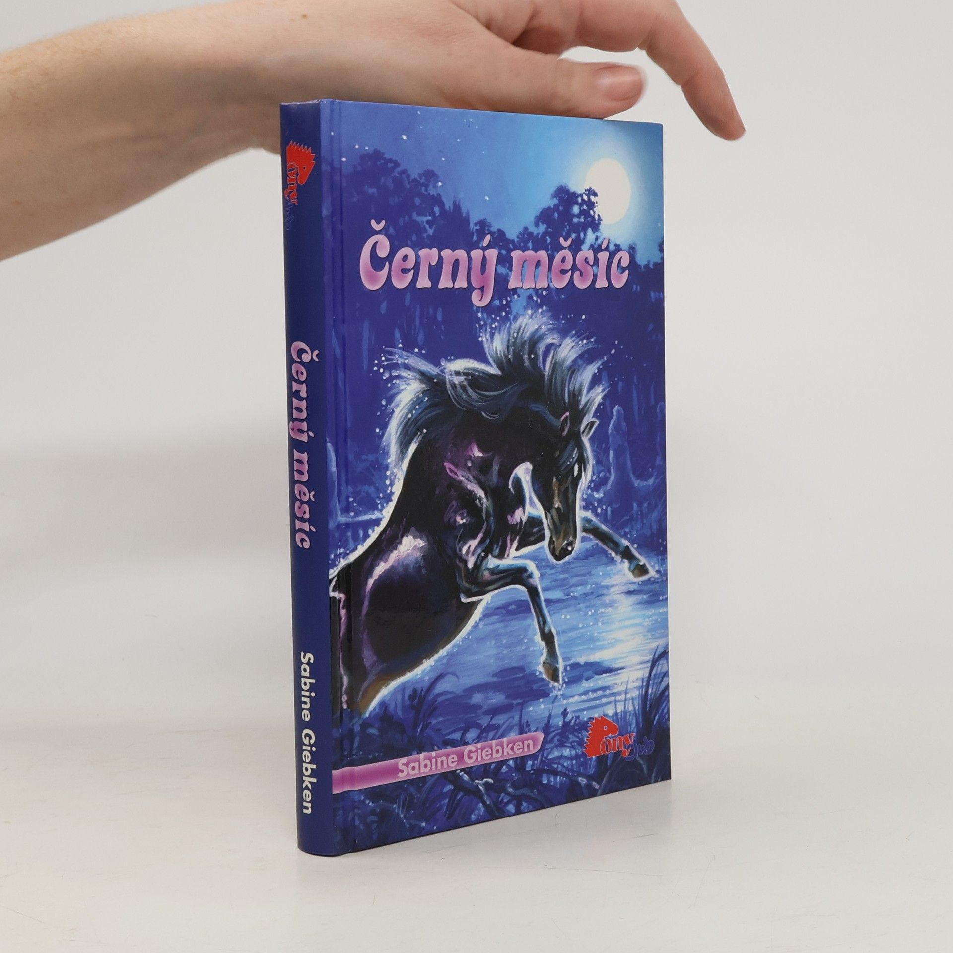 Sabine Giebken Černý měsíc