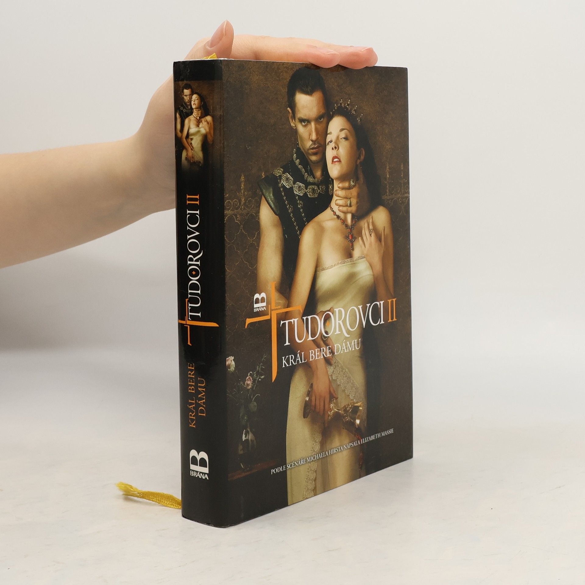 Tudorovci II. Král bere dámu