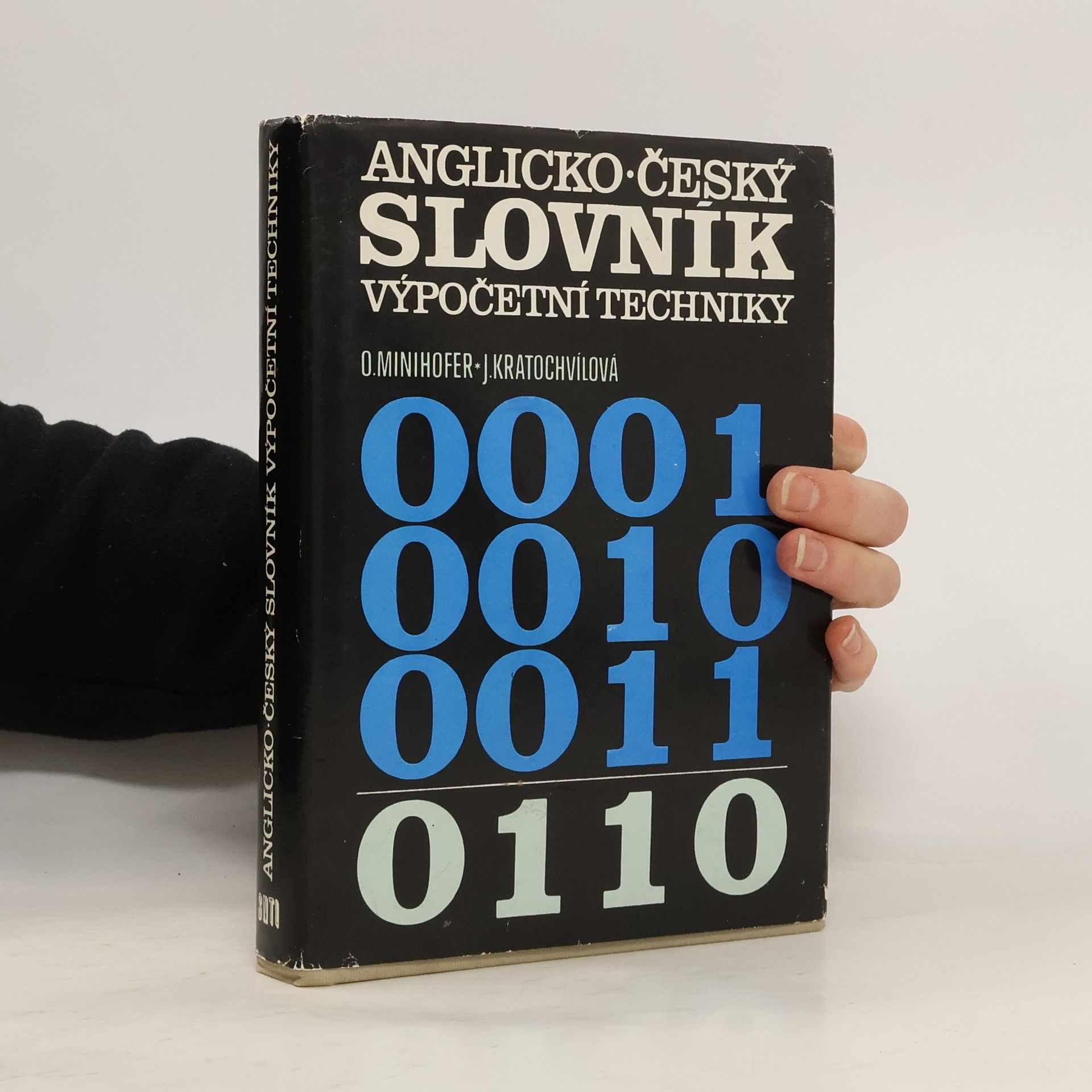 Česko-anglický slovník výpočetní techniky