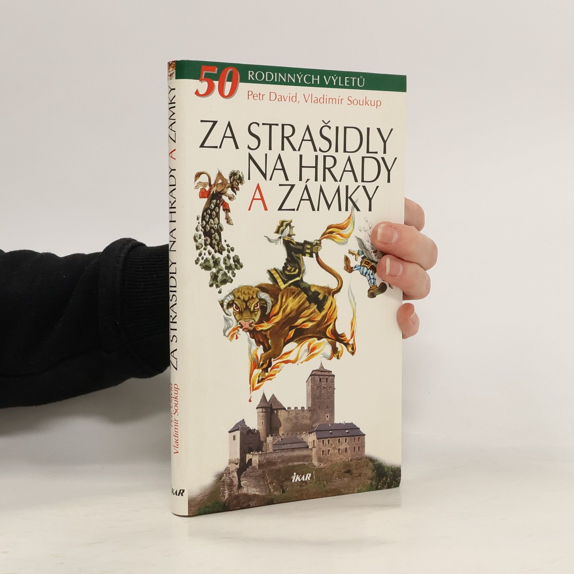 Za strašidly na hrady a zámky