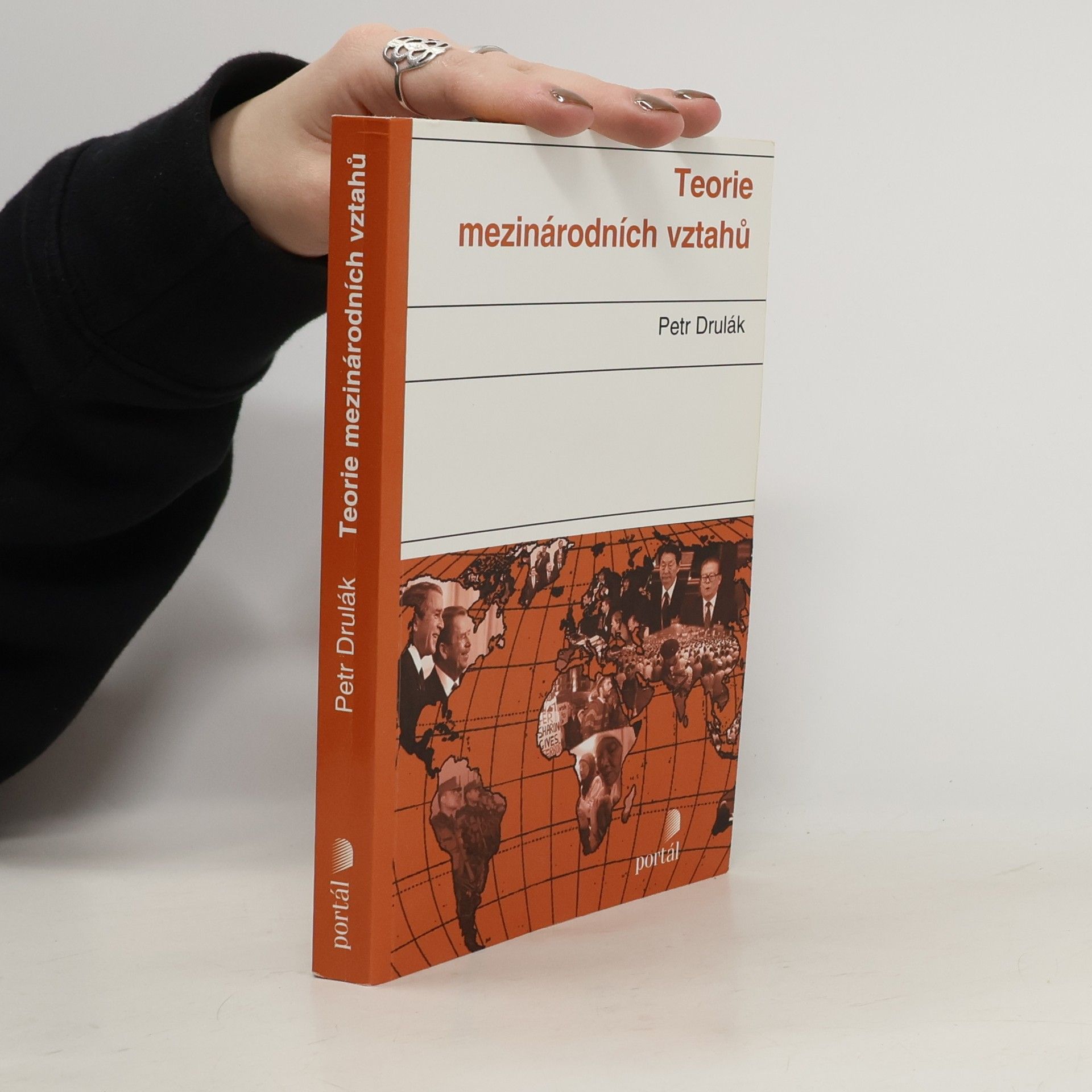 Petr Drulák Teorie mezinárodních vztahů