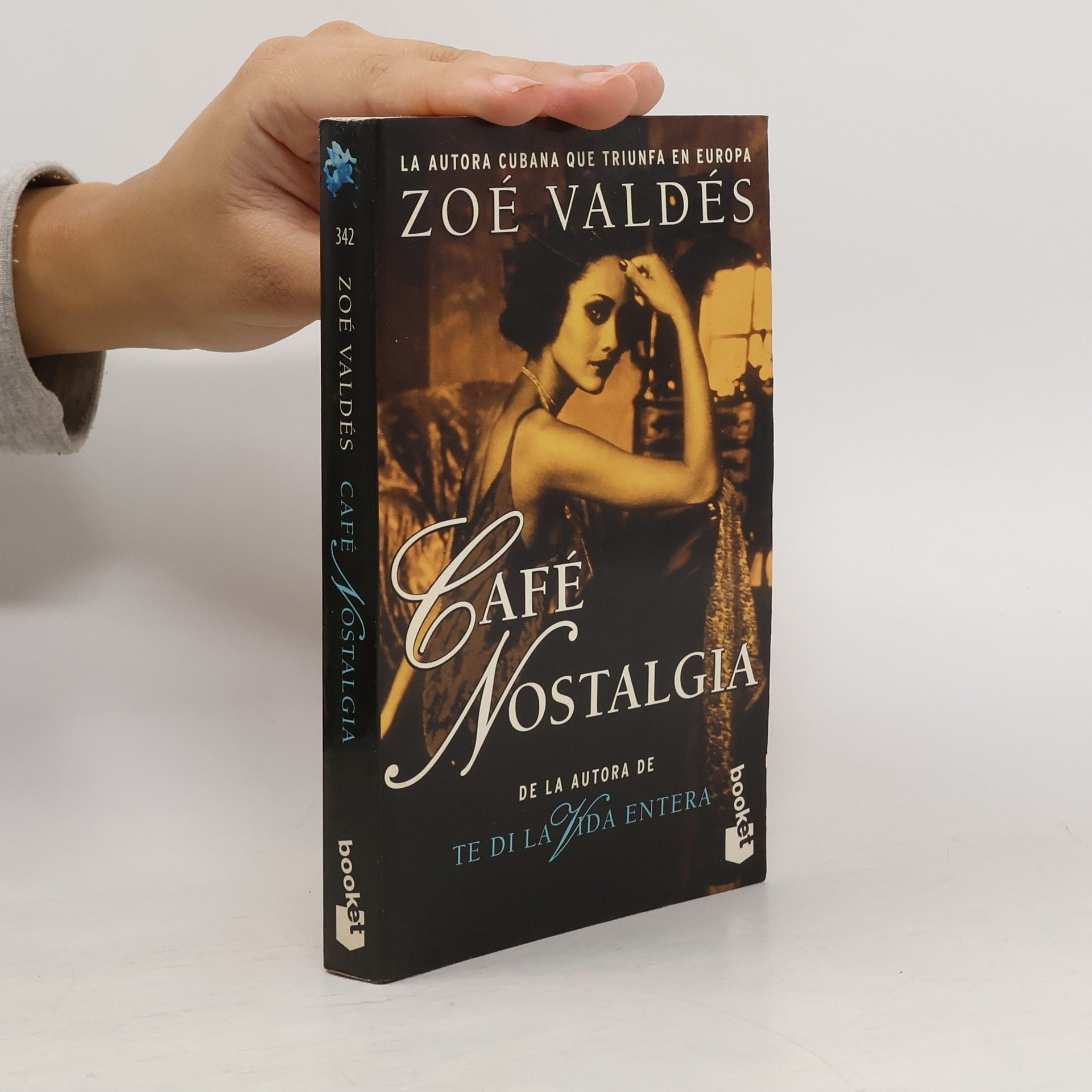 Zoé Valdés Café Nostalgia