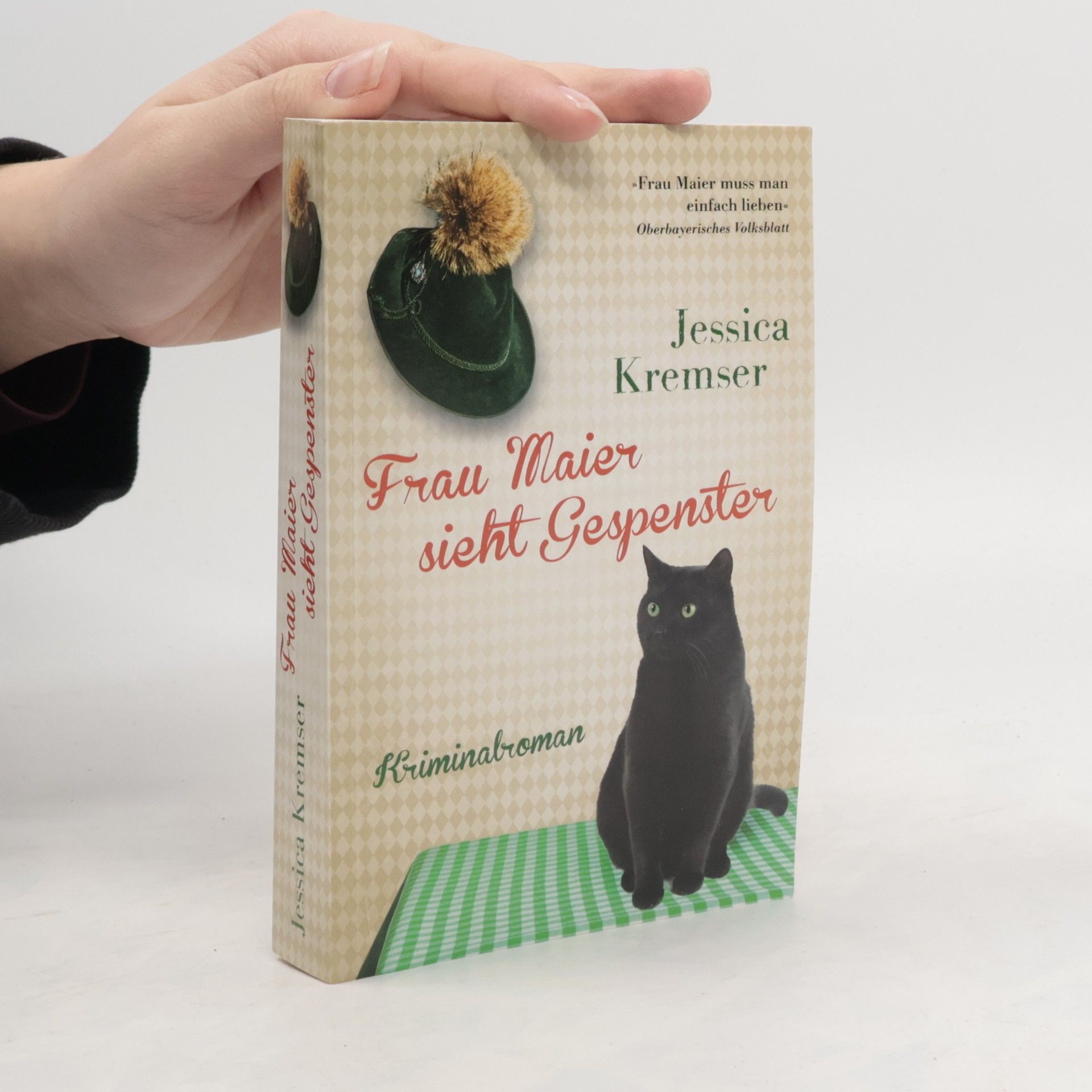 Frau Maier sieht Gaspenster