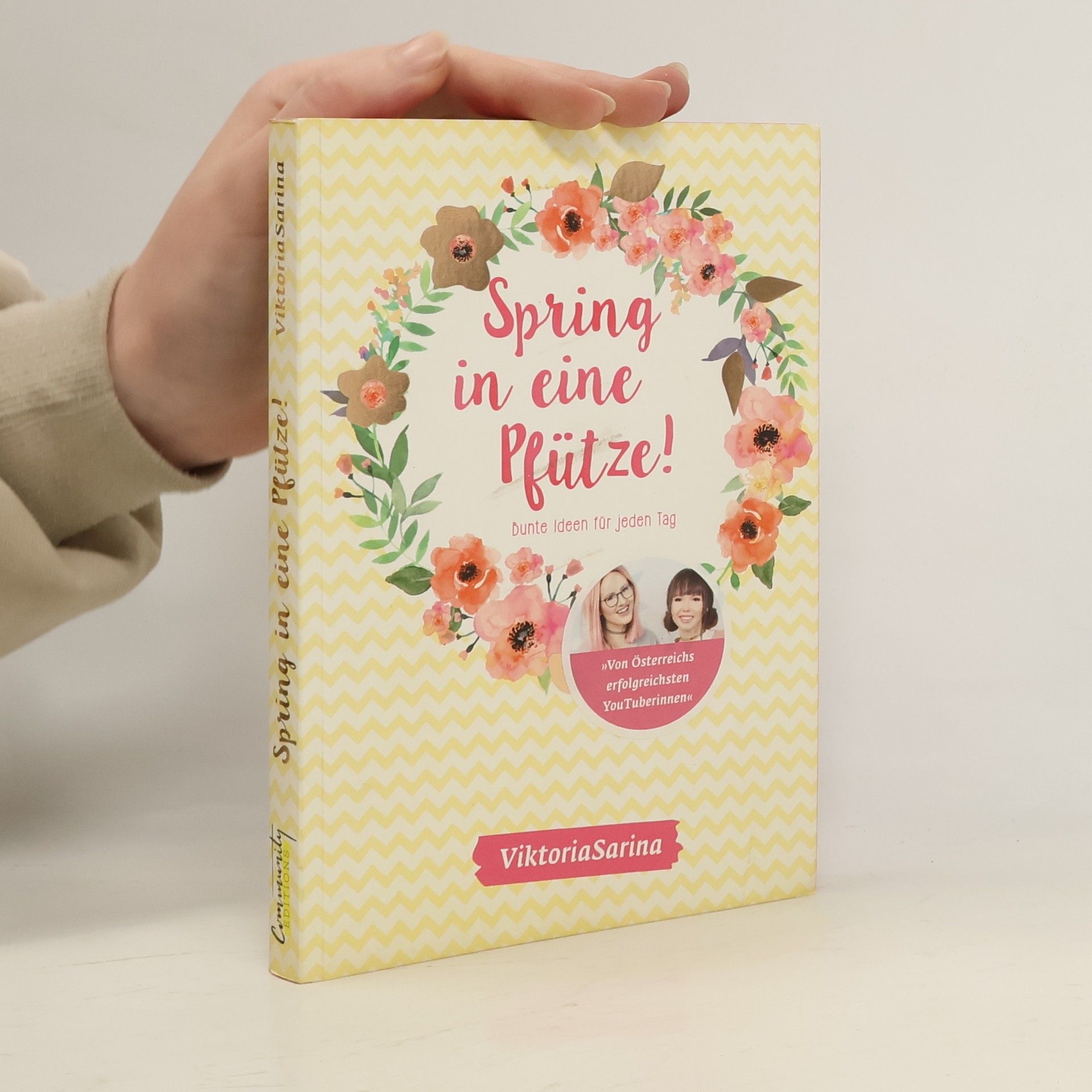 Spring in eine Pfütze