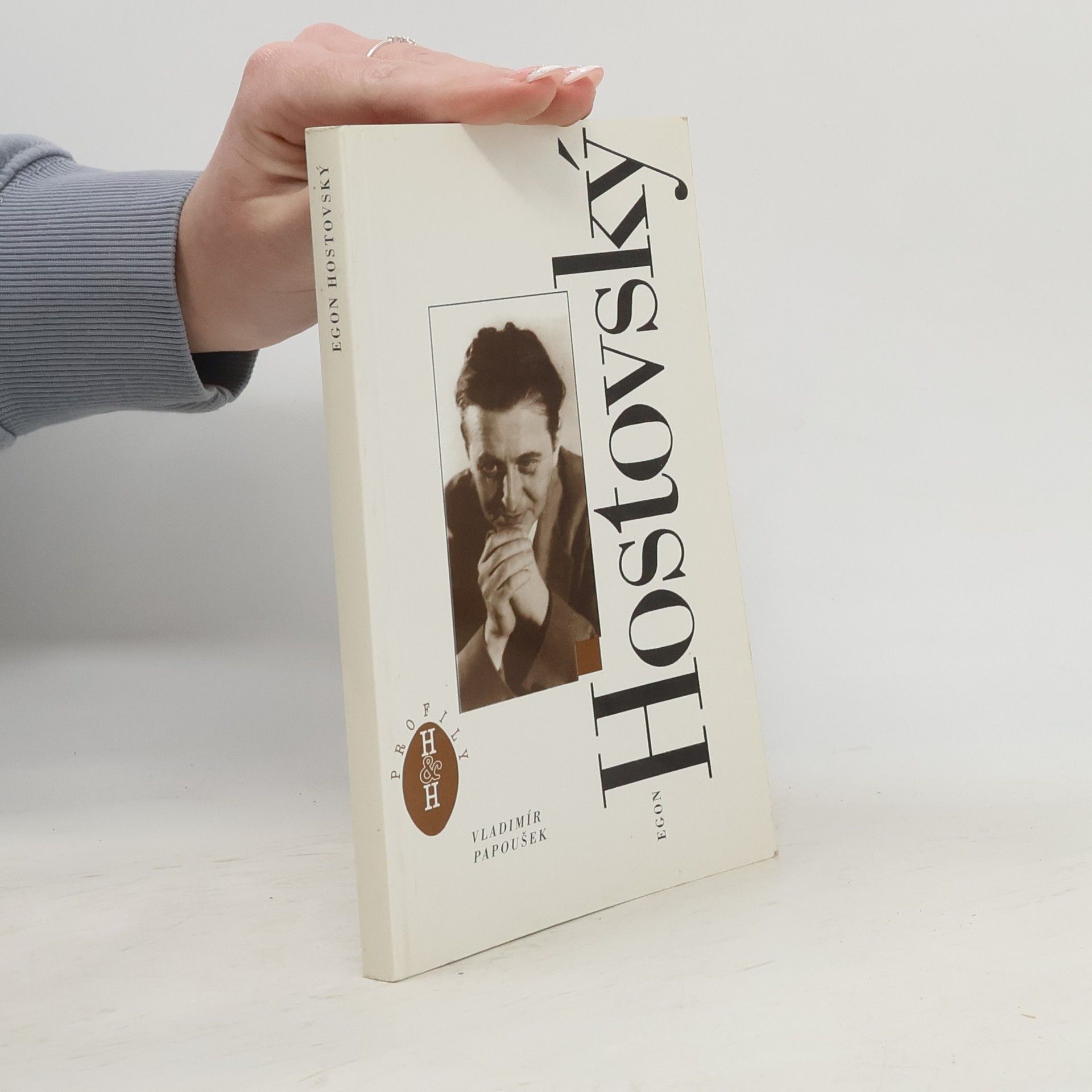 Egon Hostovský : člověk v uzavřeném prostoru