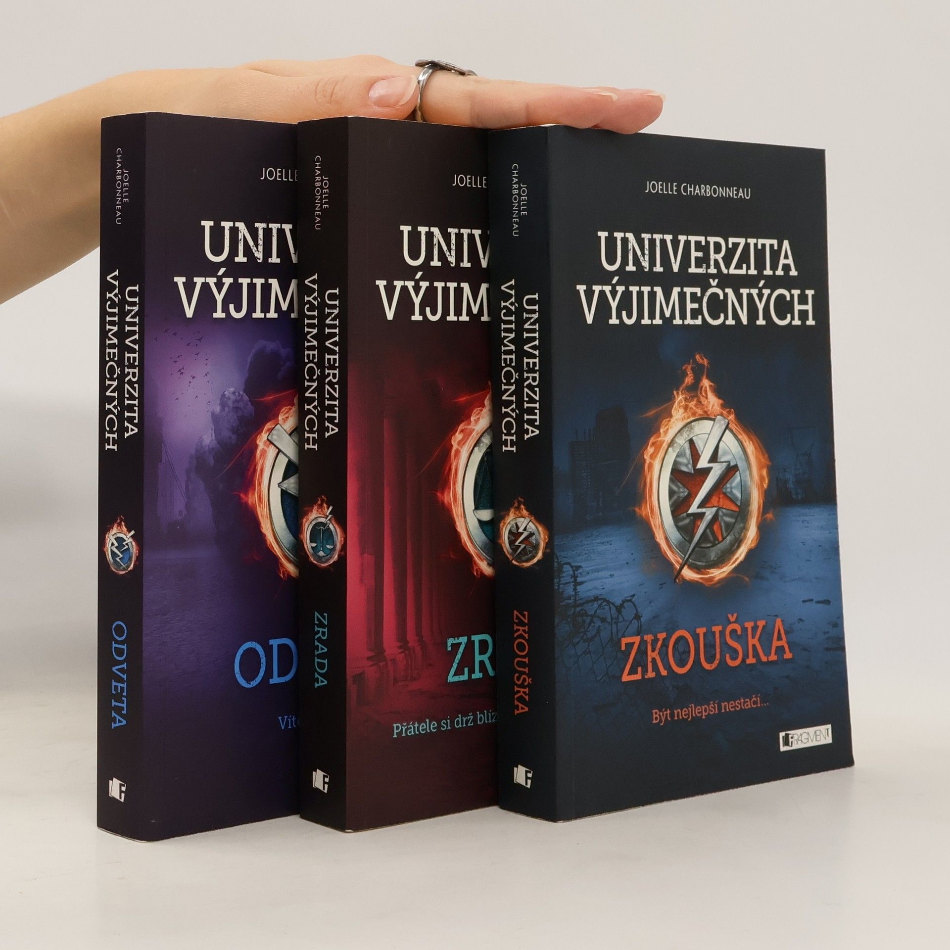 Univerzita výjimečných (1.-3. díl, 3 svazky)