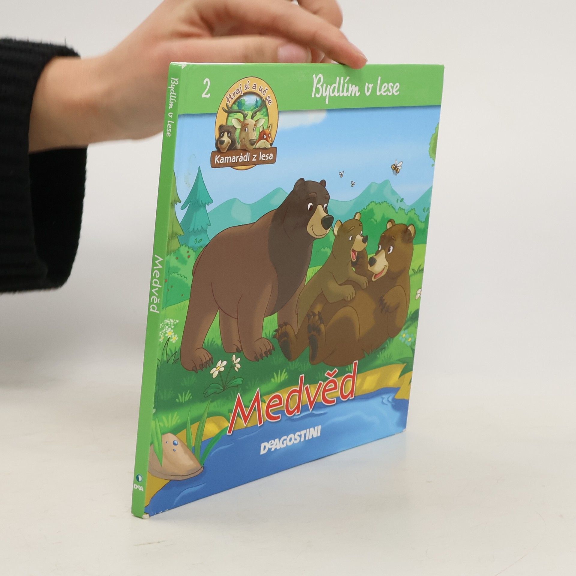 Collectif d'auteurs Medvěd