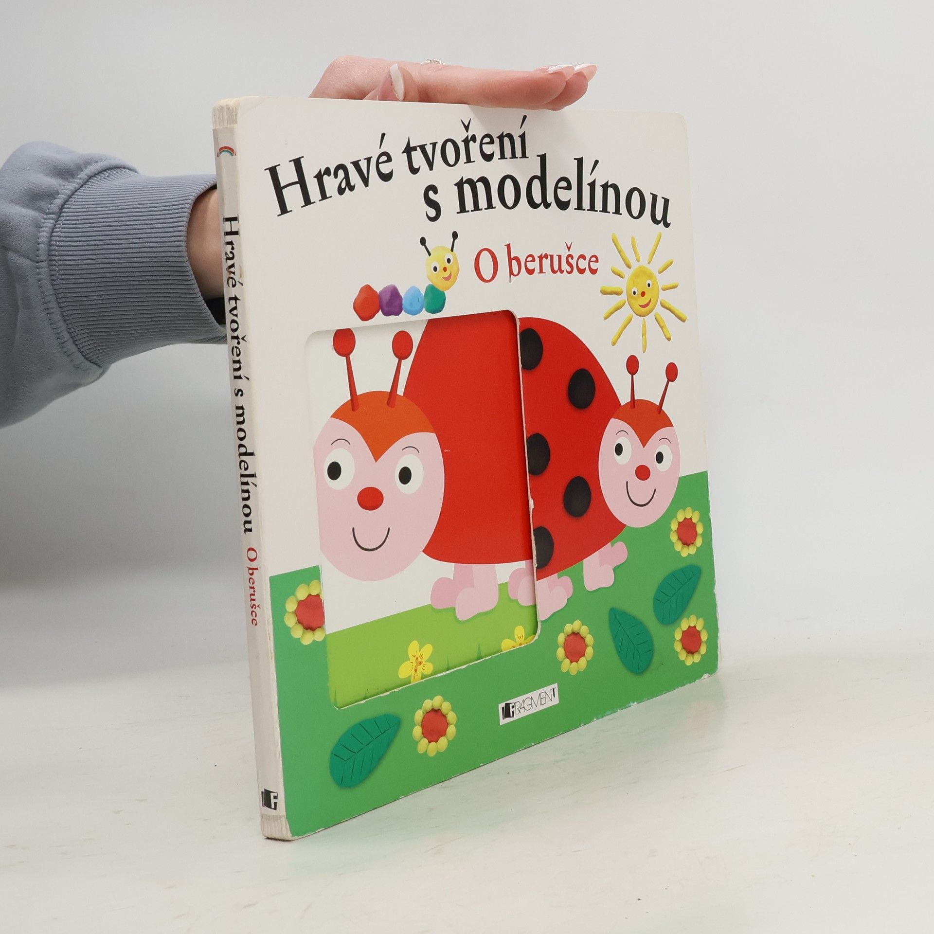 Autorenkollektiv Hravé tvoření s modelínou – O berušce