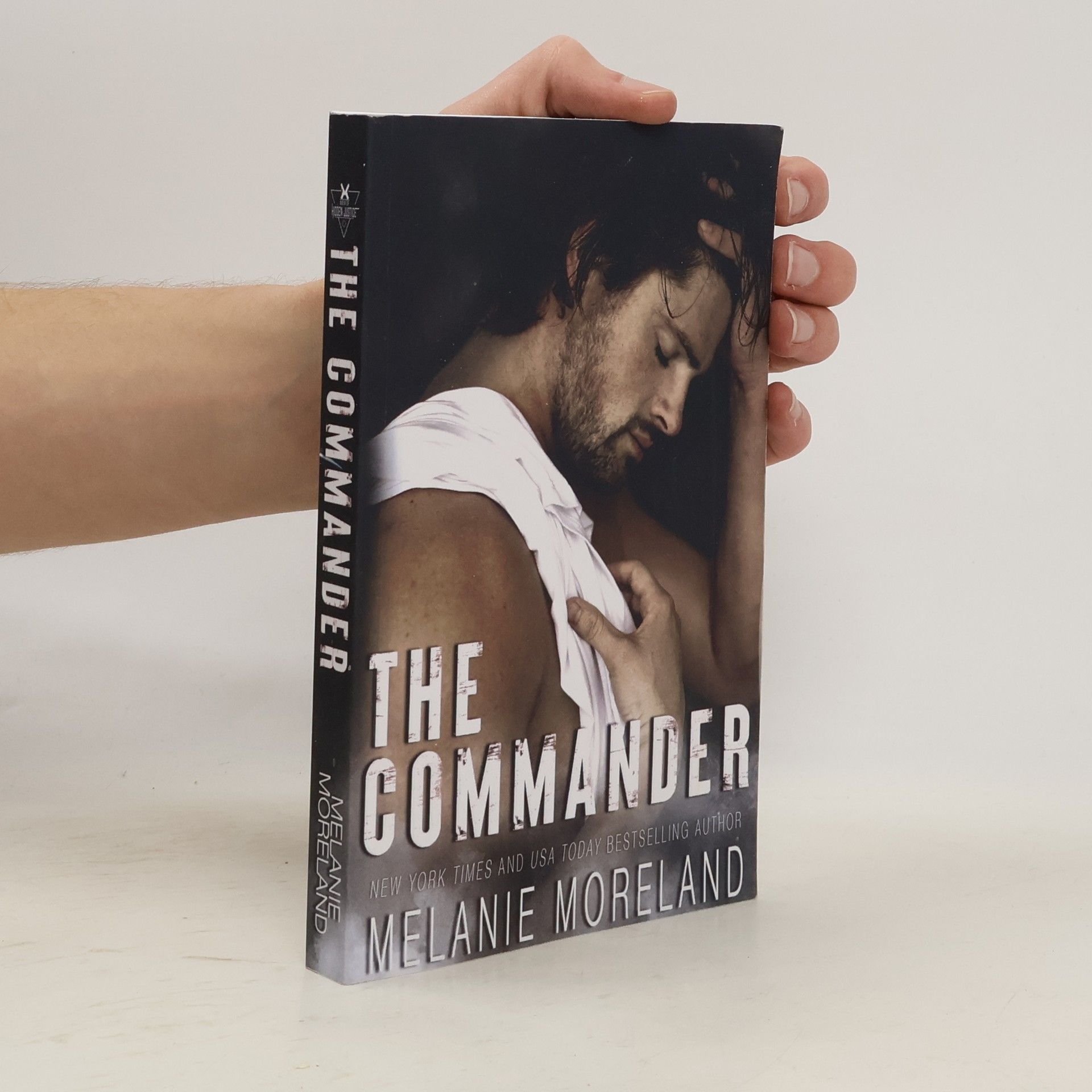 Melanie Moreland Men of Hidden Justice - 3: The Commander