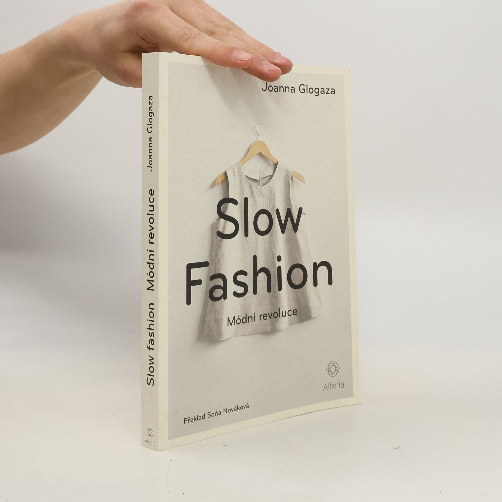 Joanna Glogaza Slow Fashion