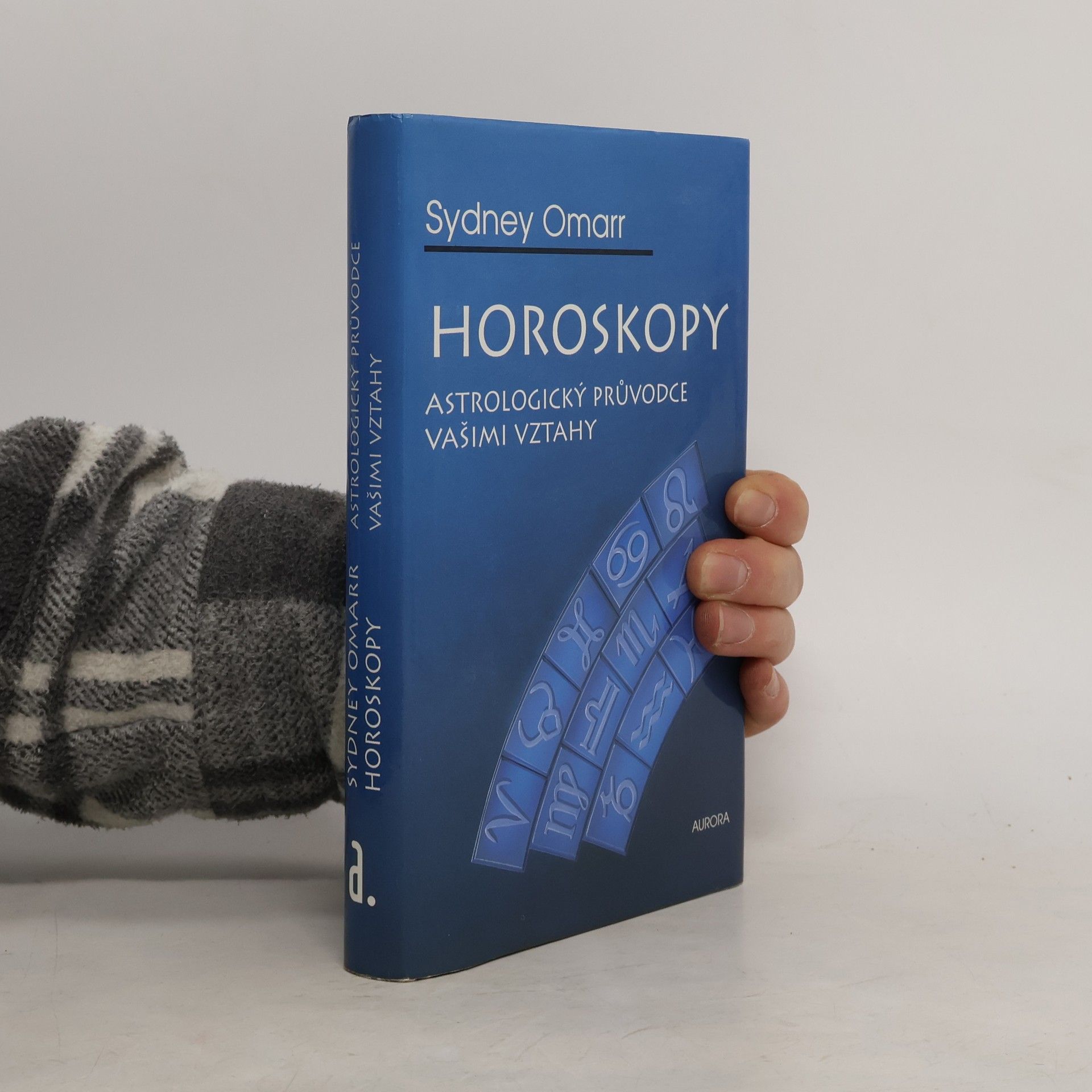 Sydney Omarr Horoskopy: Astrologický průvodce vašimi vztahy