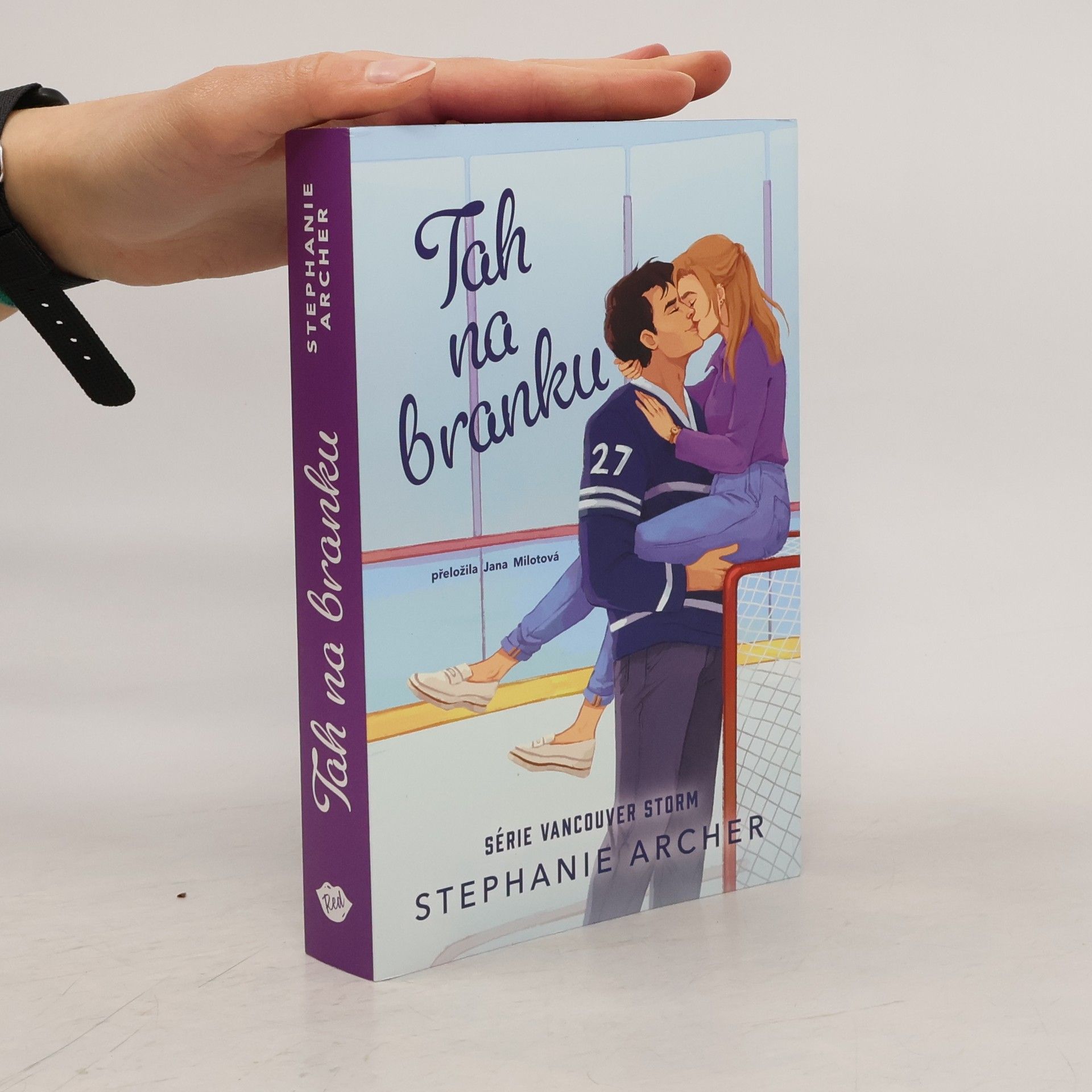 Stephanie Archer Tah na branku