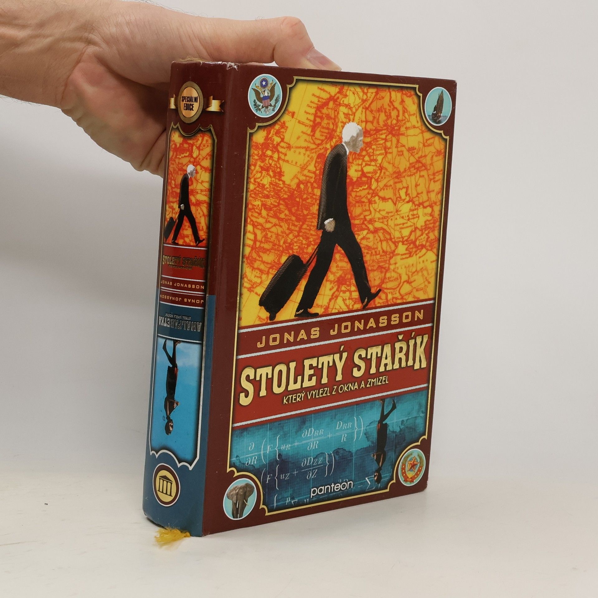 Analfabetka, která uměla počítat ; Stoletý stařík, který vylezl z okna a zmizel