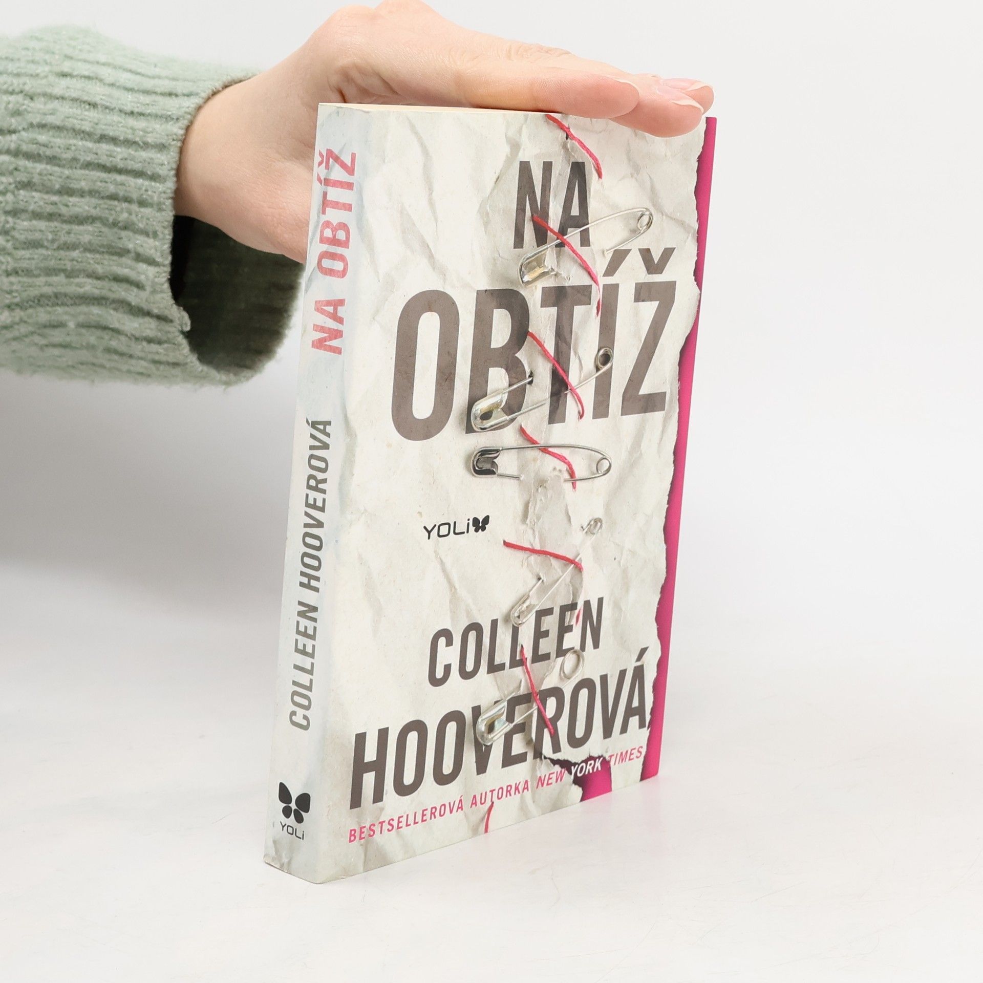 Colleen Hoover Na obtíž