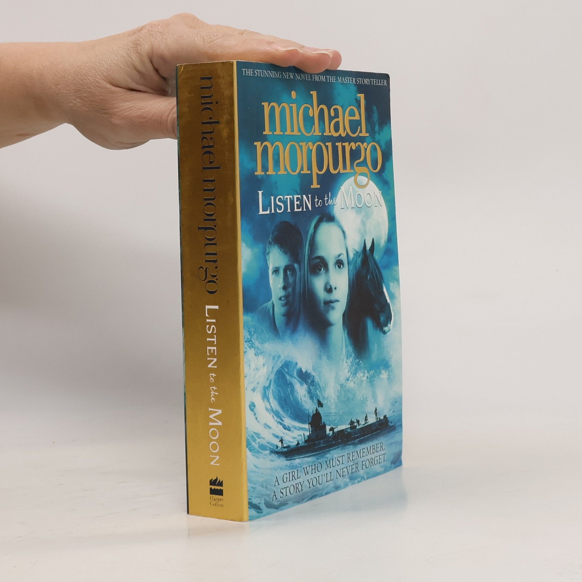 Michael Morpurgo Listen to the Moon