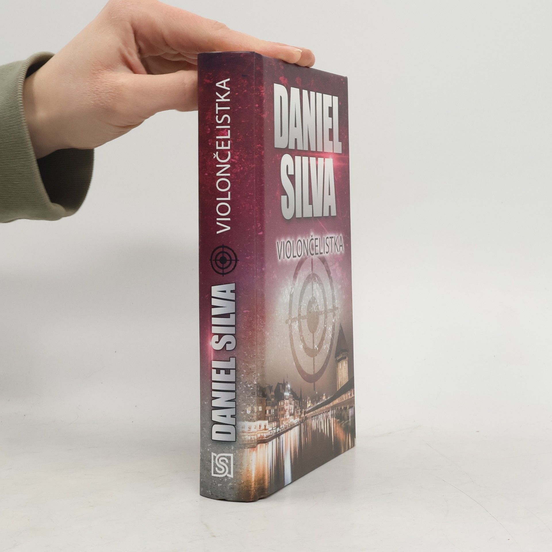 Daniel Silva Violončelistka