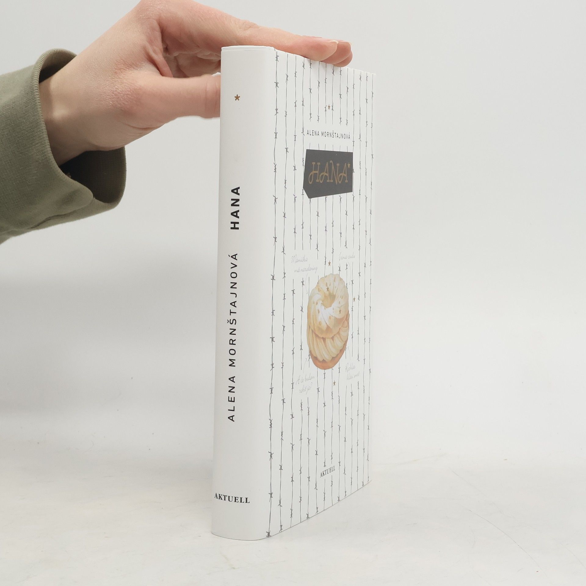 Alena Mornštajnová Hana