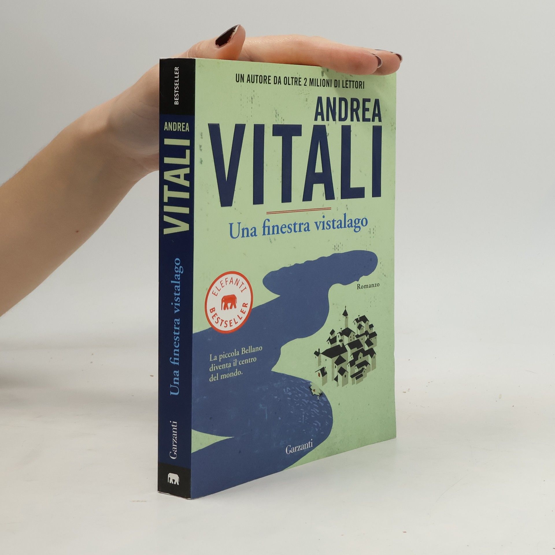 Andrea Vitali Una finestra vistalago
