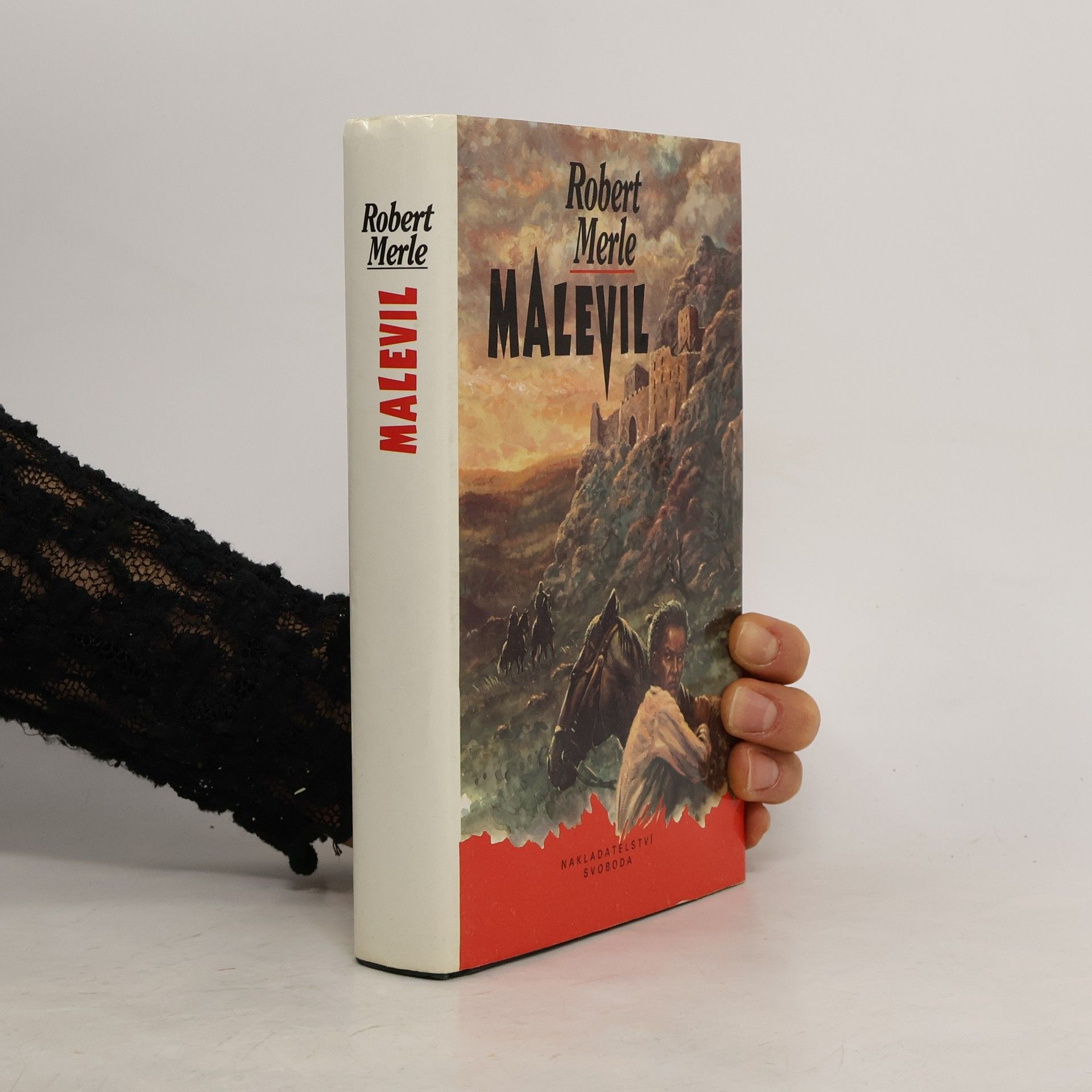 Robert Merle Malevil