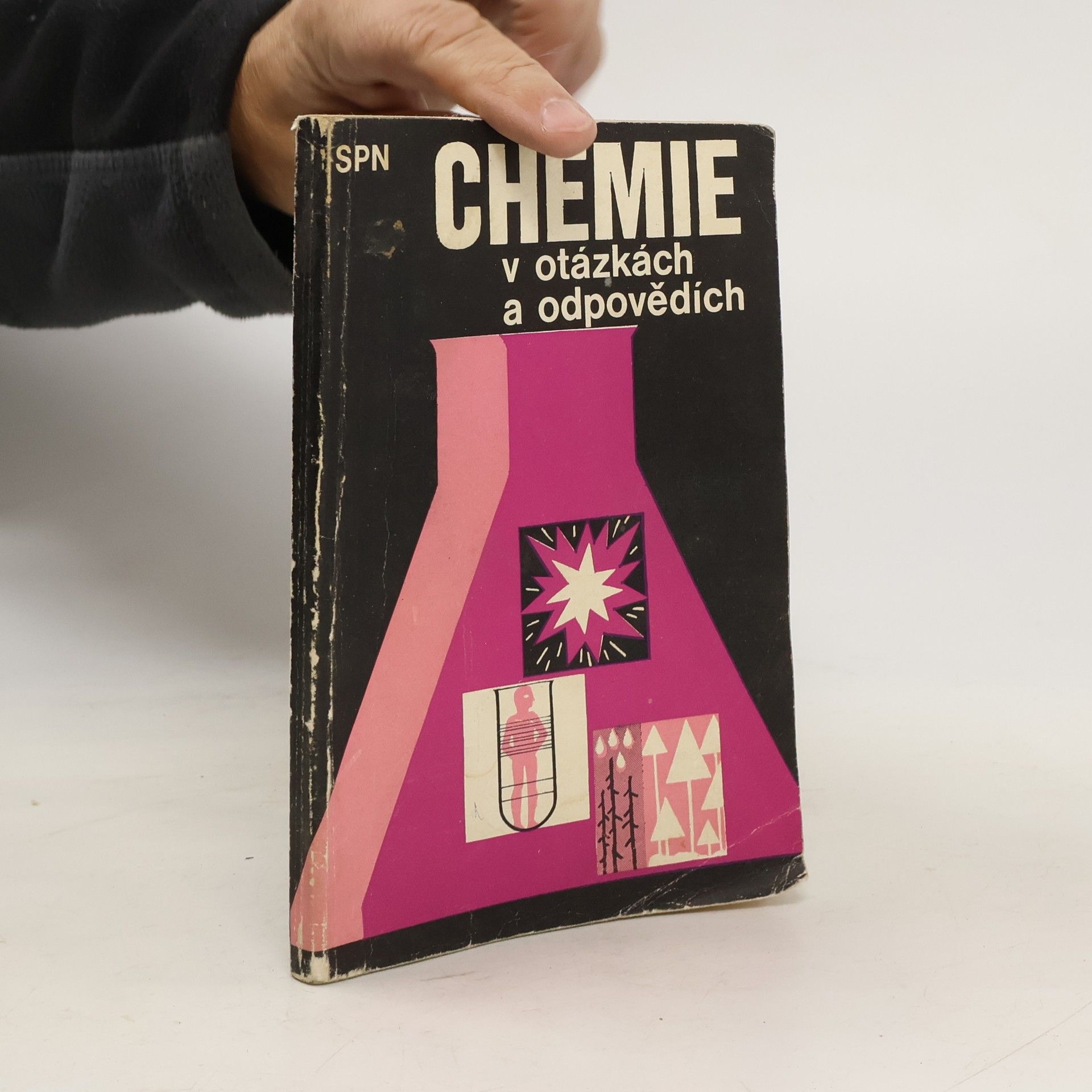 Collectif d'auteurs Chemie v otázkách a odpovědích