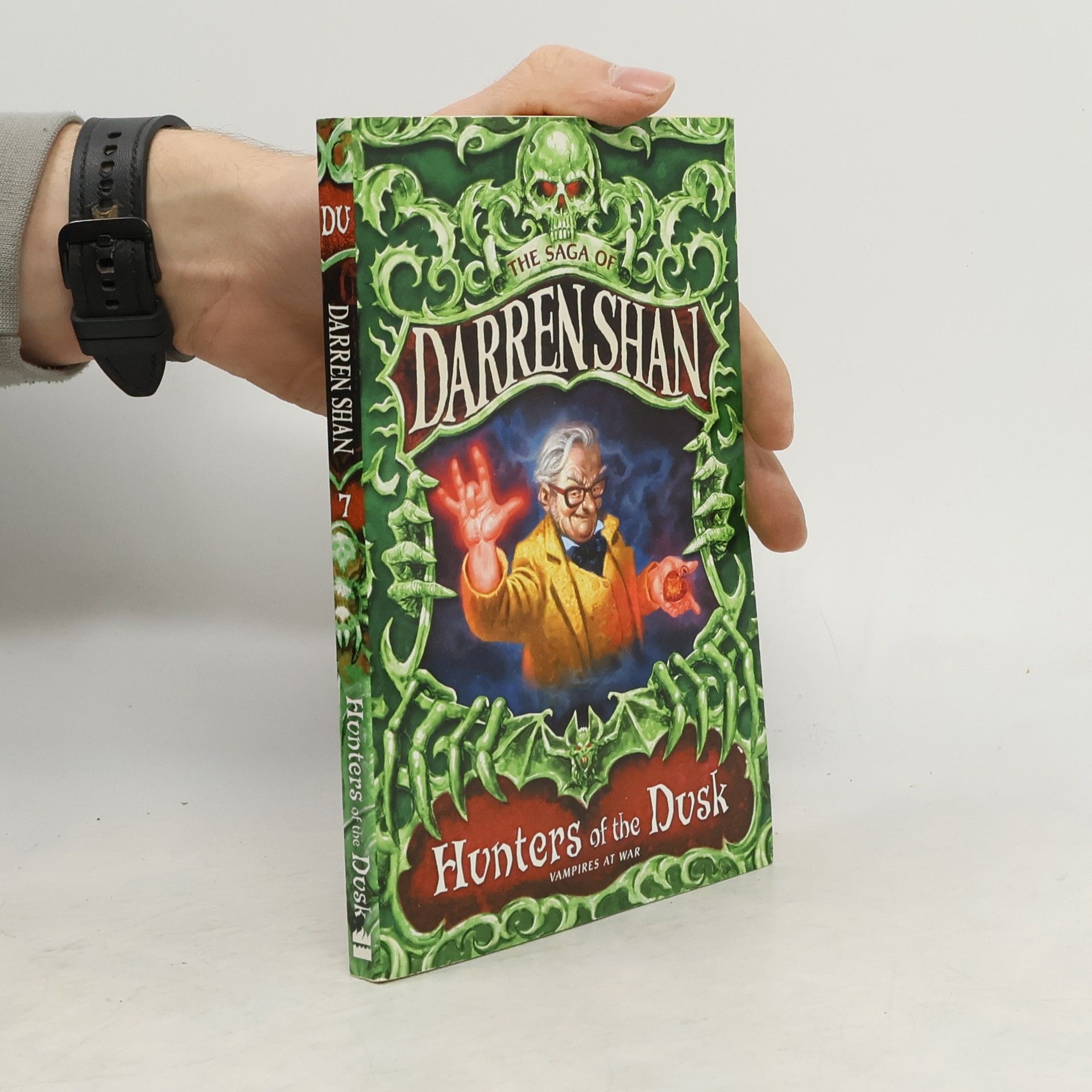 Darren O. Shaughnessy The Saga of Darren Shan 7. Hunters of the Dusk