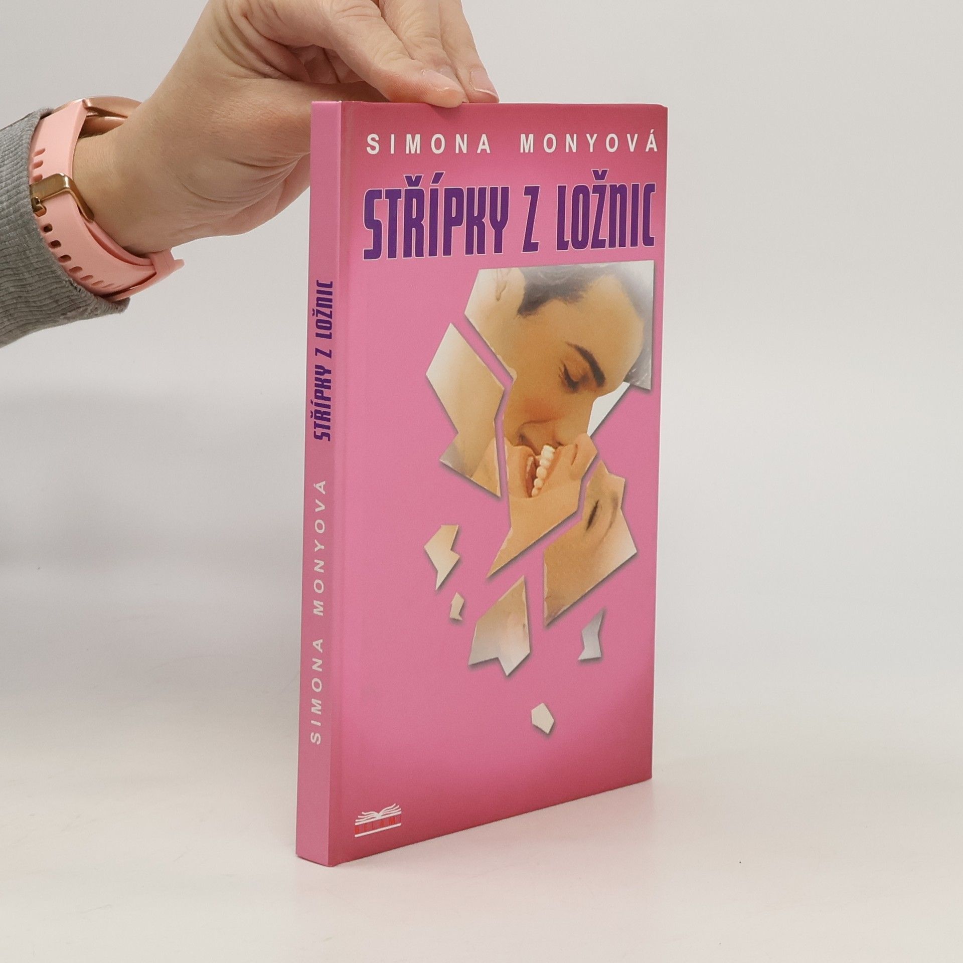 Simona Monyová Střípky z ložnic