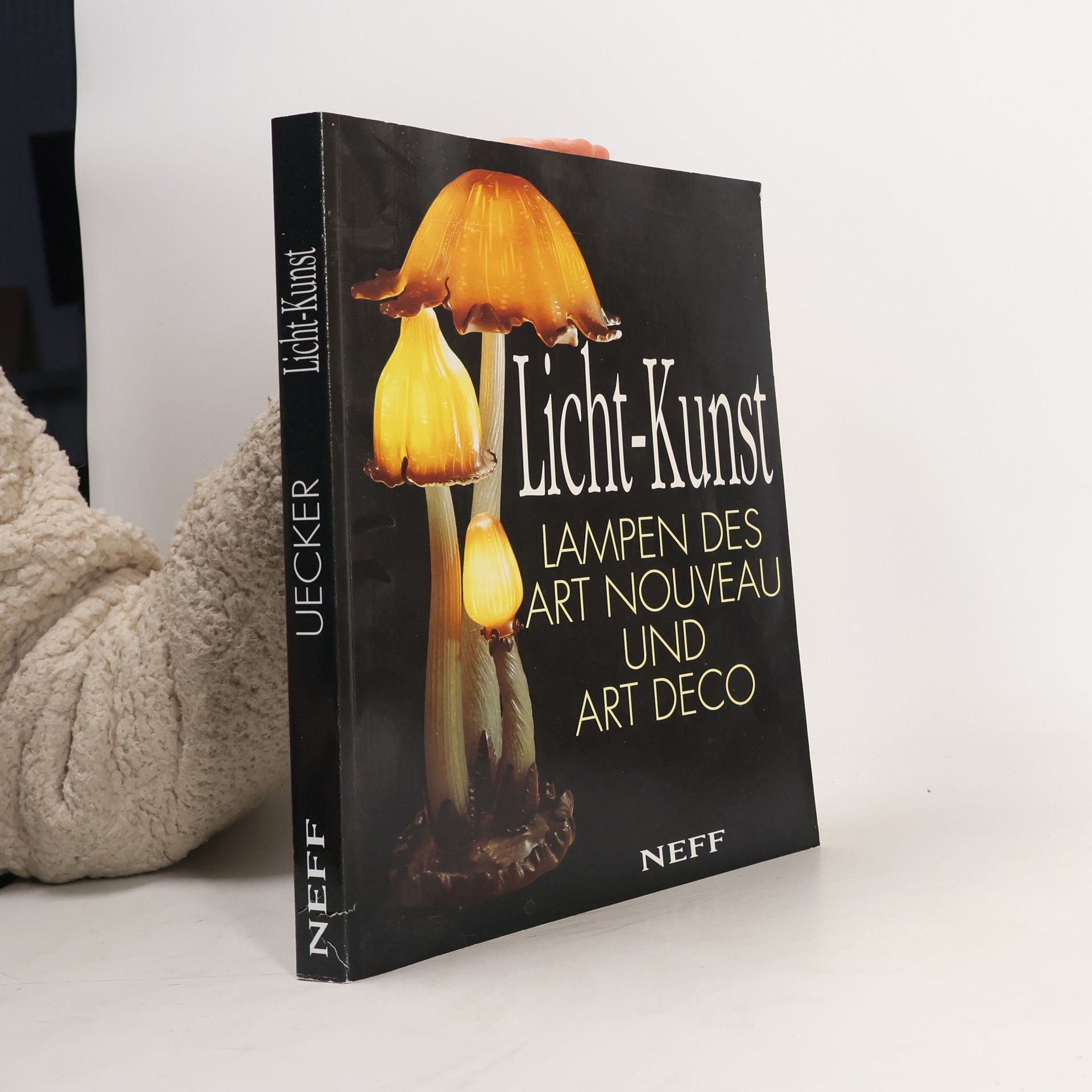 Wolf Uecker Licht-Kunst