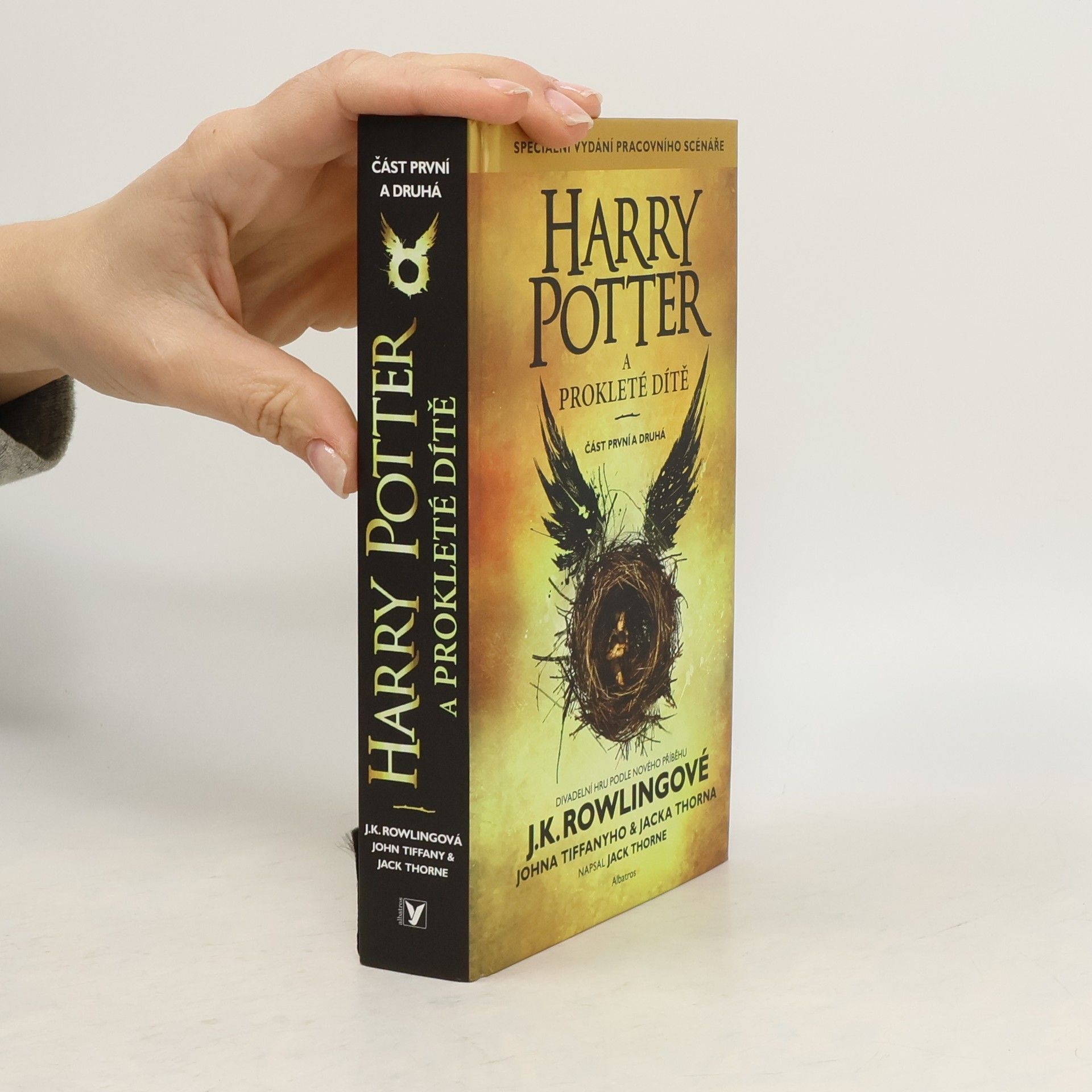 Jack Thorne Harry Potter a prokleté dítě