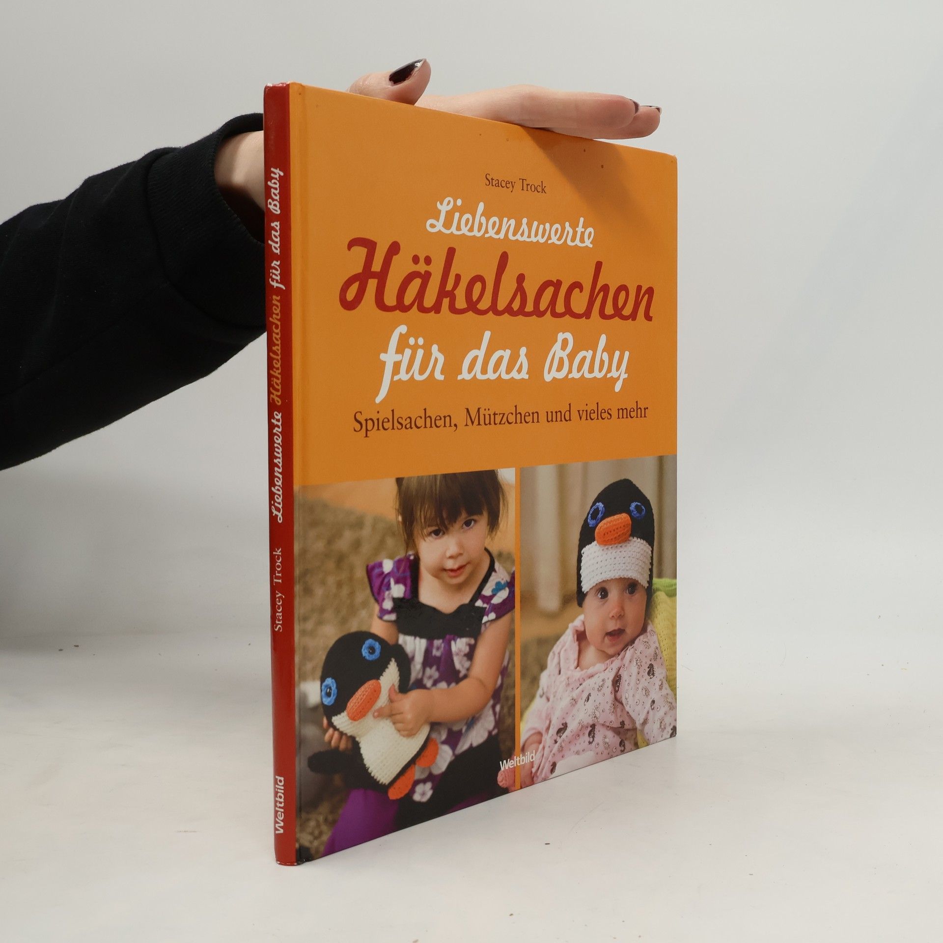 Liebenswerte Häkelsachen für das Baby