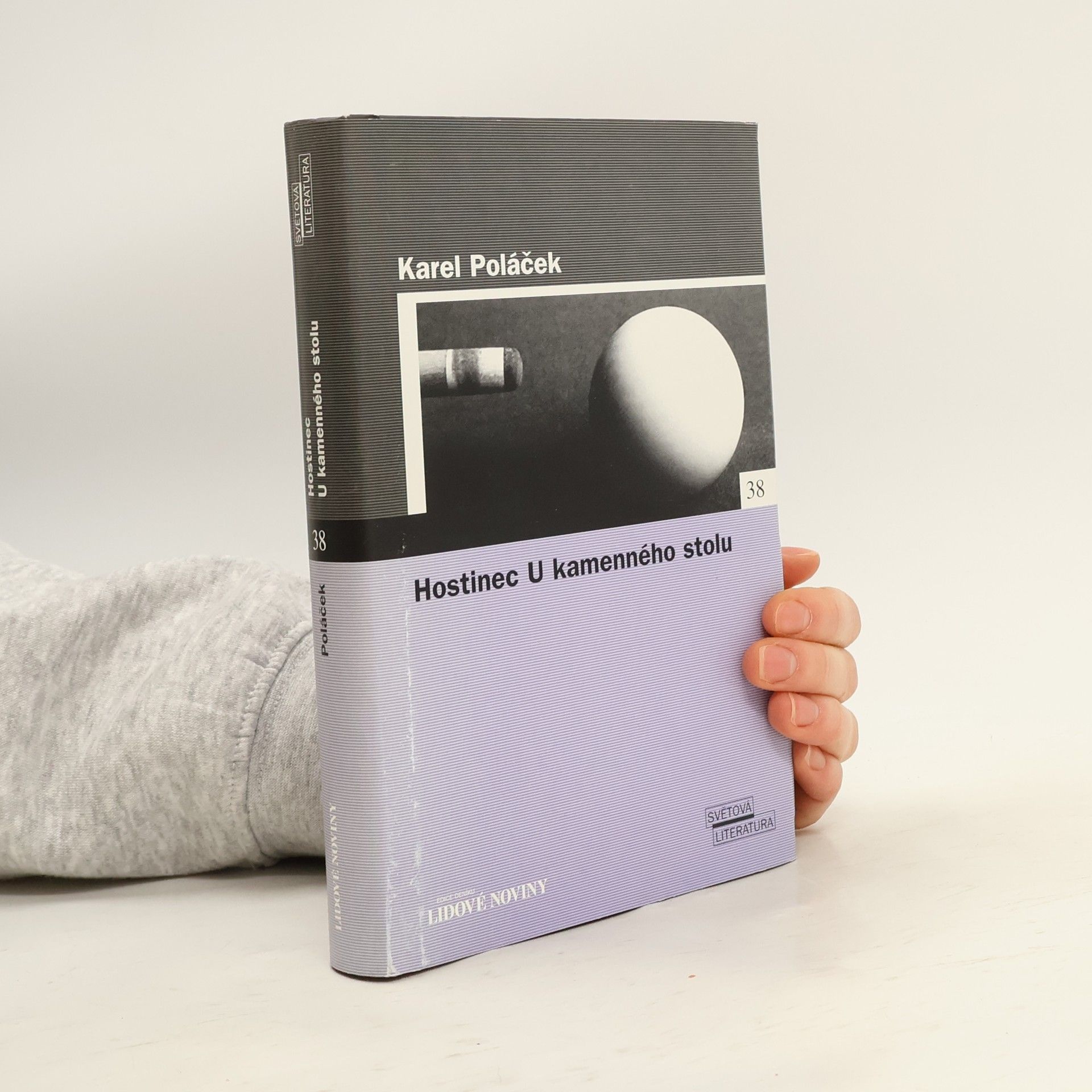 Hostinec U kamenného stolu