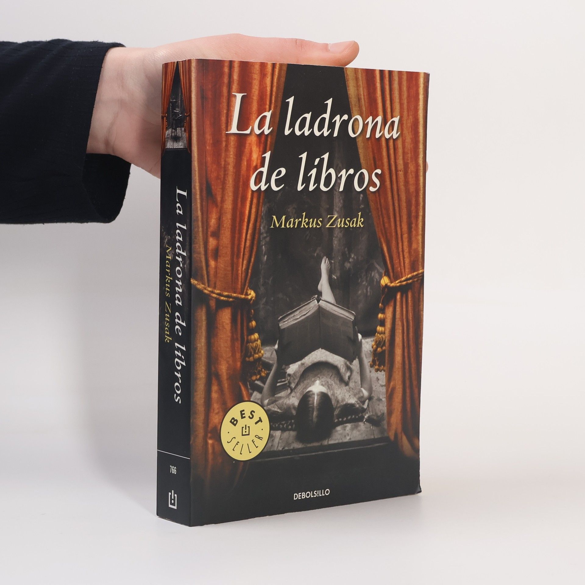 Markus Zusak La ladrona de libros