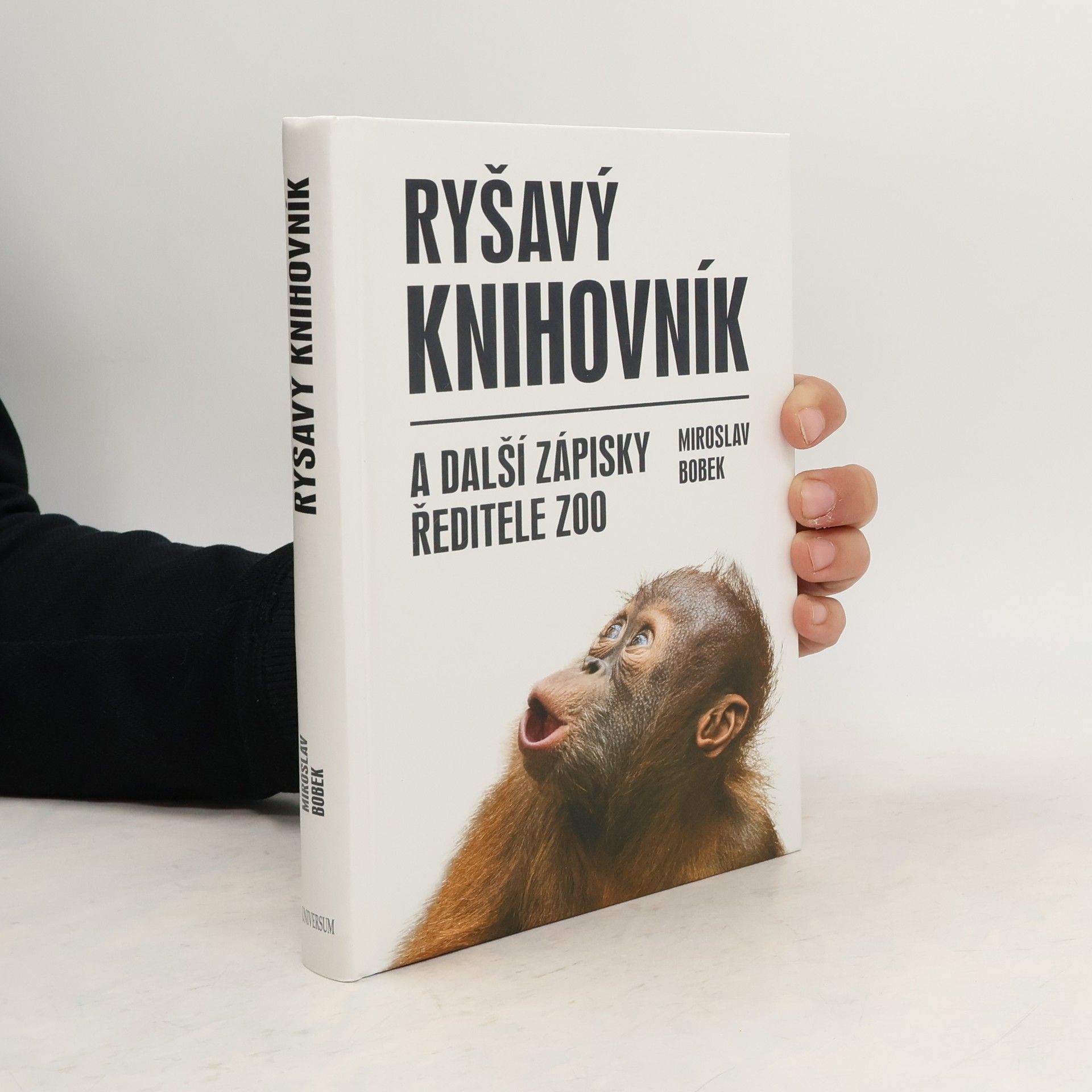 Miroslav Bobek Ryšavý knihovník a další zápisky ředitele zoo