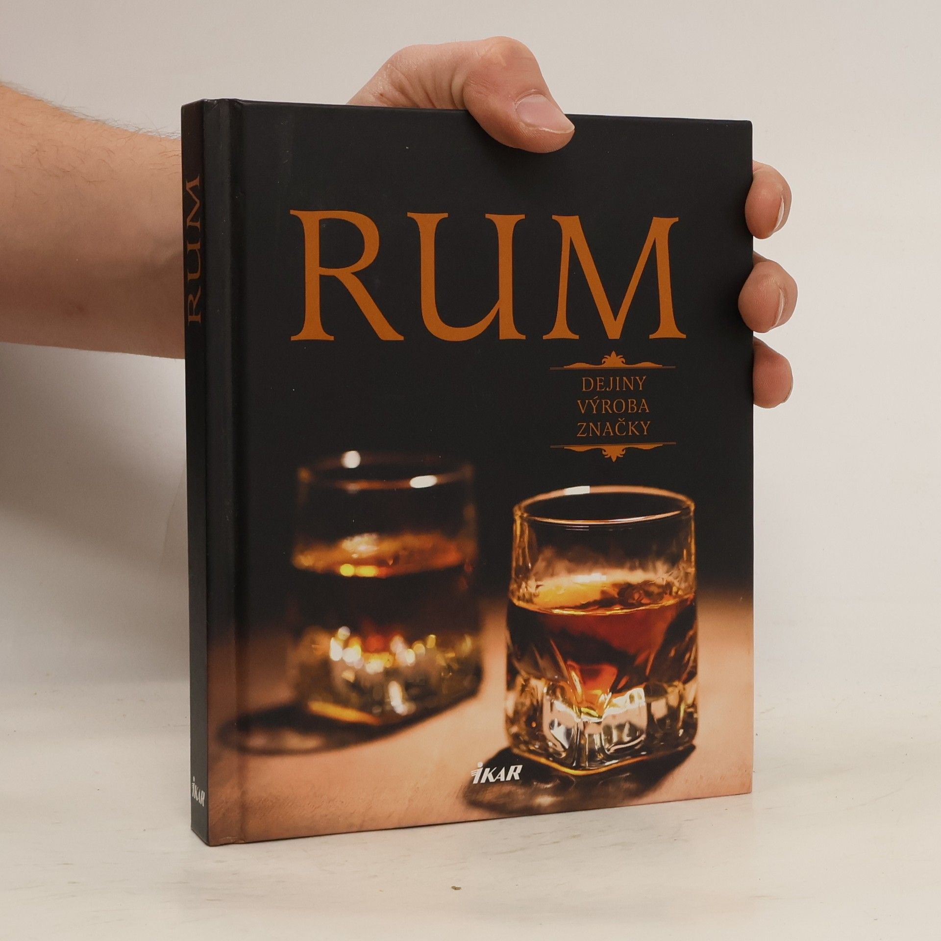 Alena Bezděková Rum